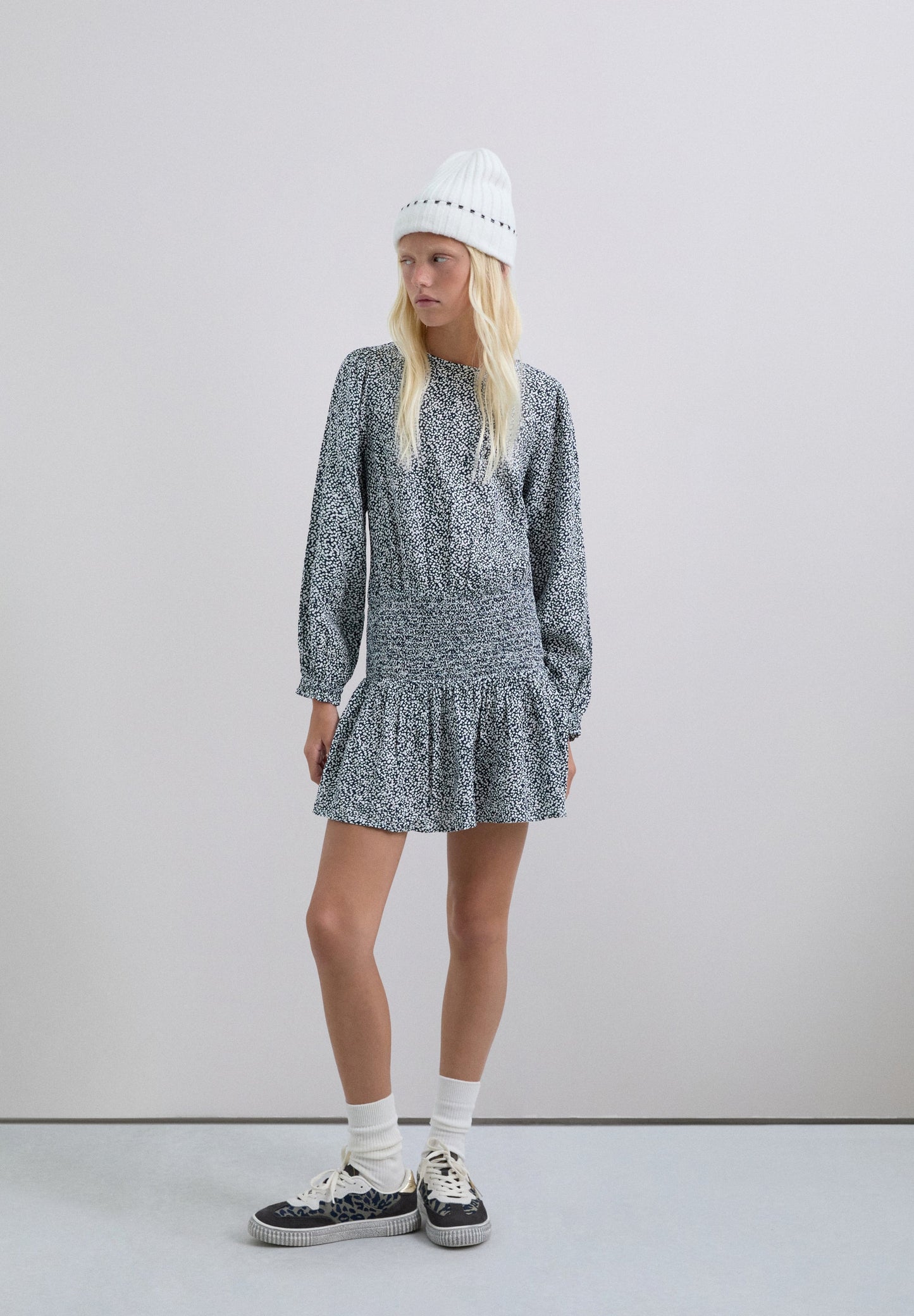 VESTIDO MINI COM PADRÃO