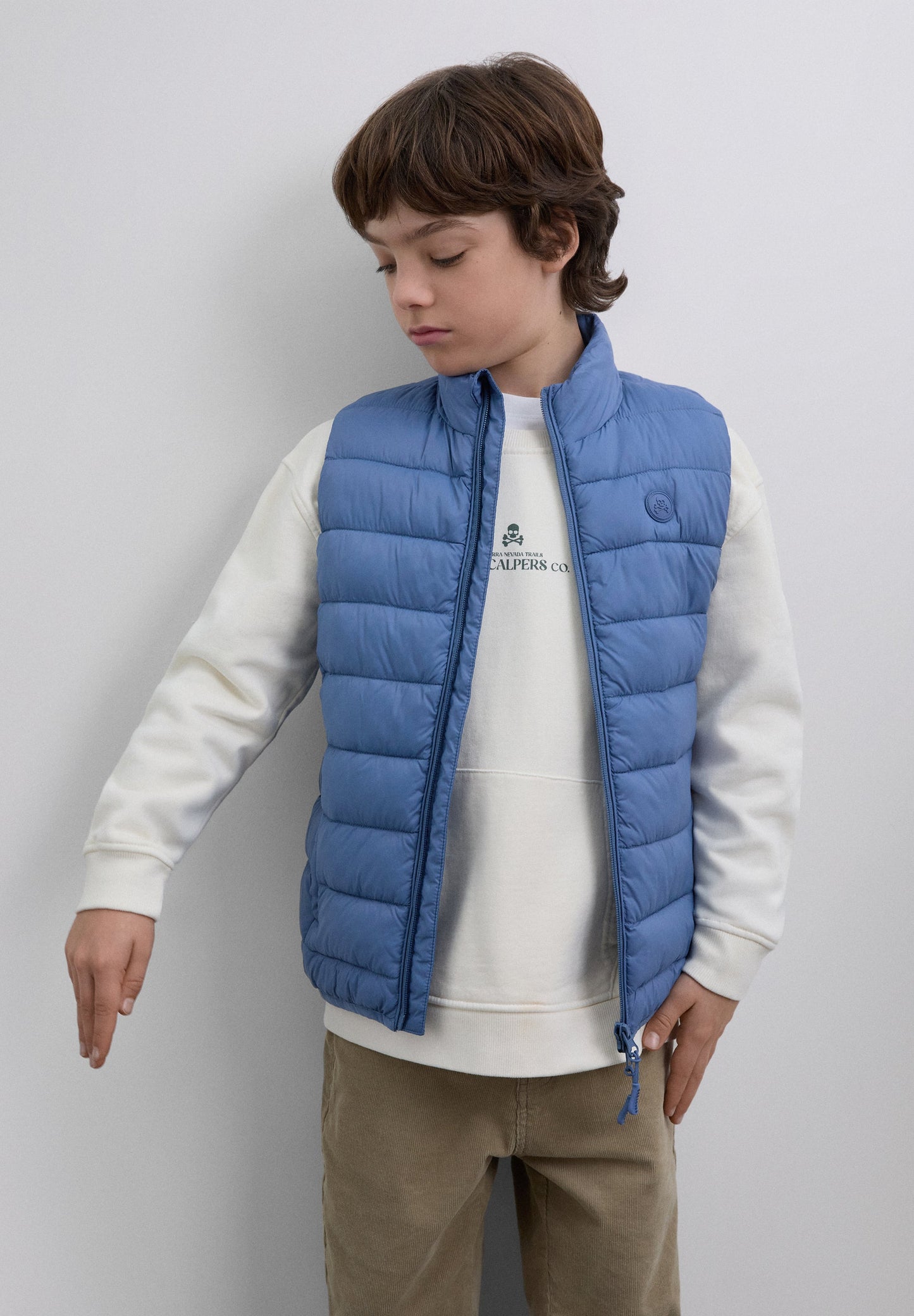 COLETE ACOLCHOADO COM SKULL