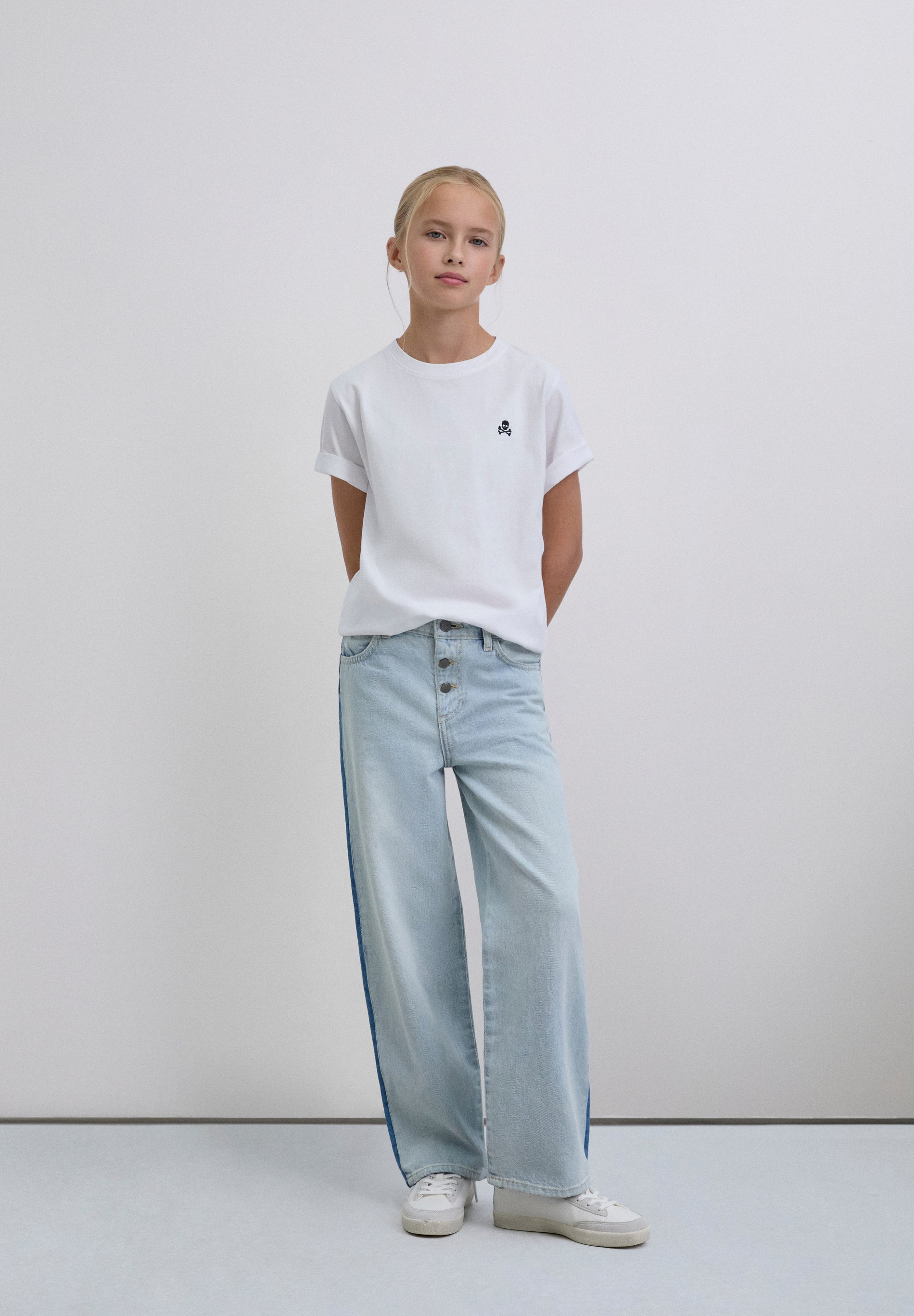 JEANS DENIM LINHA EM CONTRASTE