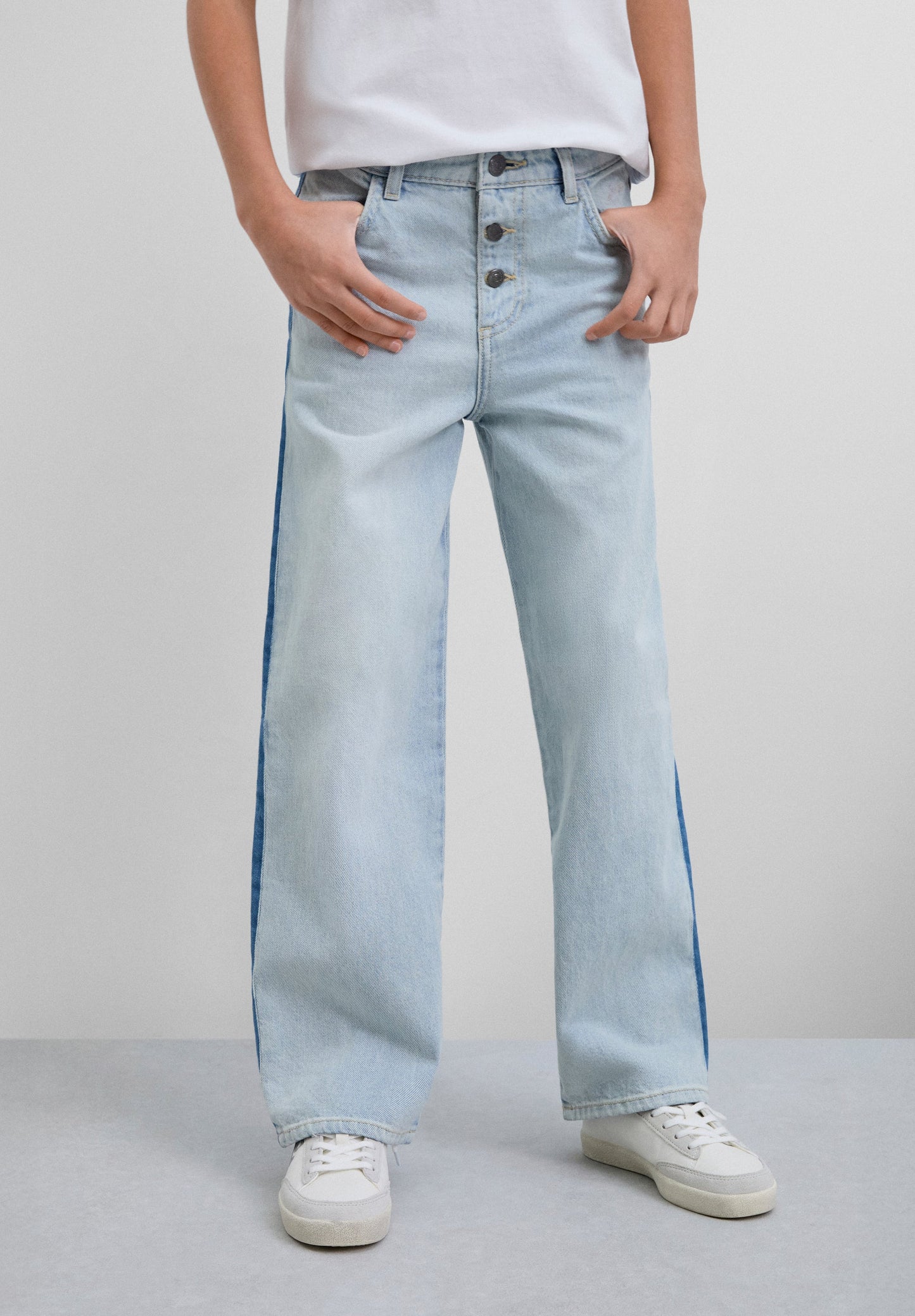 JEANS DENIM LINHA EM CONTRASTE