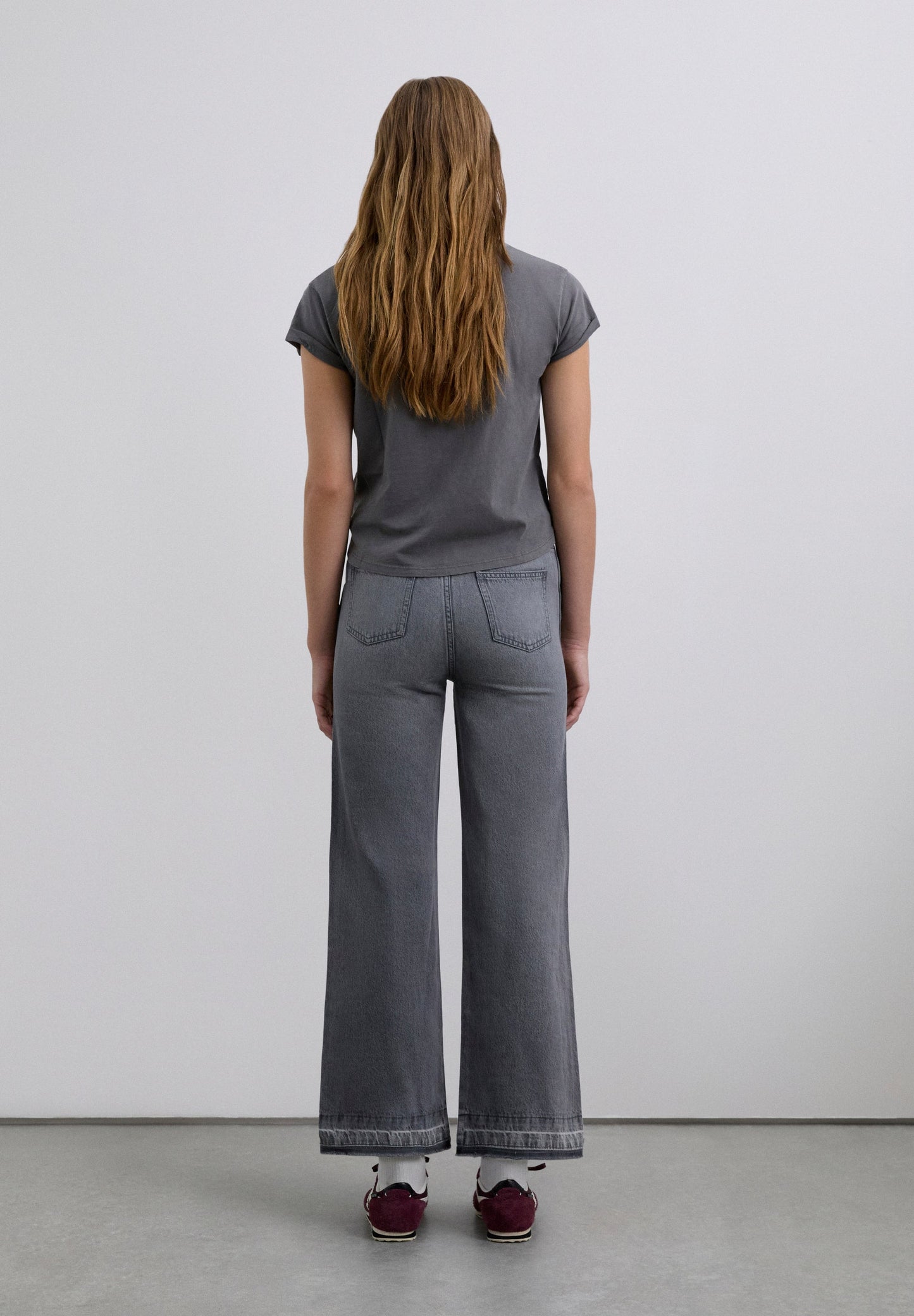 CALÇAS CULOTTES COM TACHAS