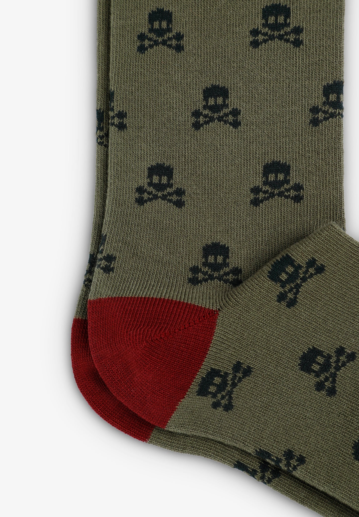 CALCETINES LARGOS ESTAMPADO CALAVERAS