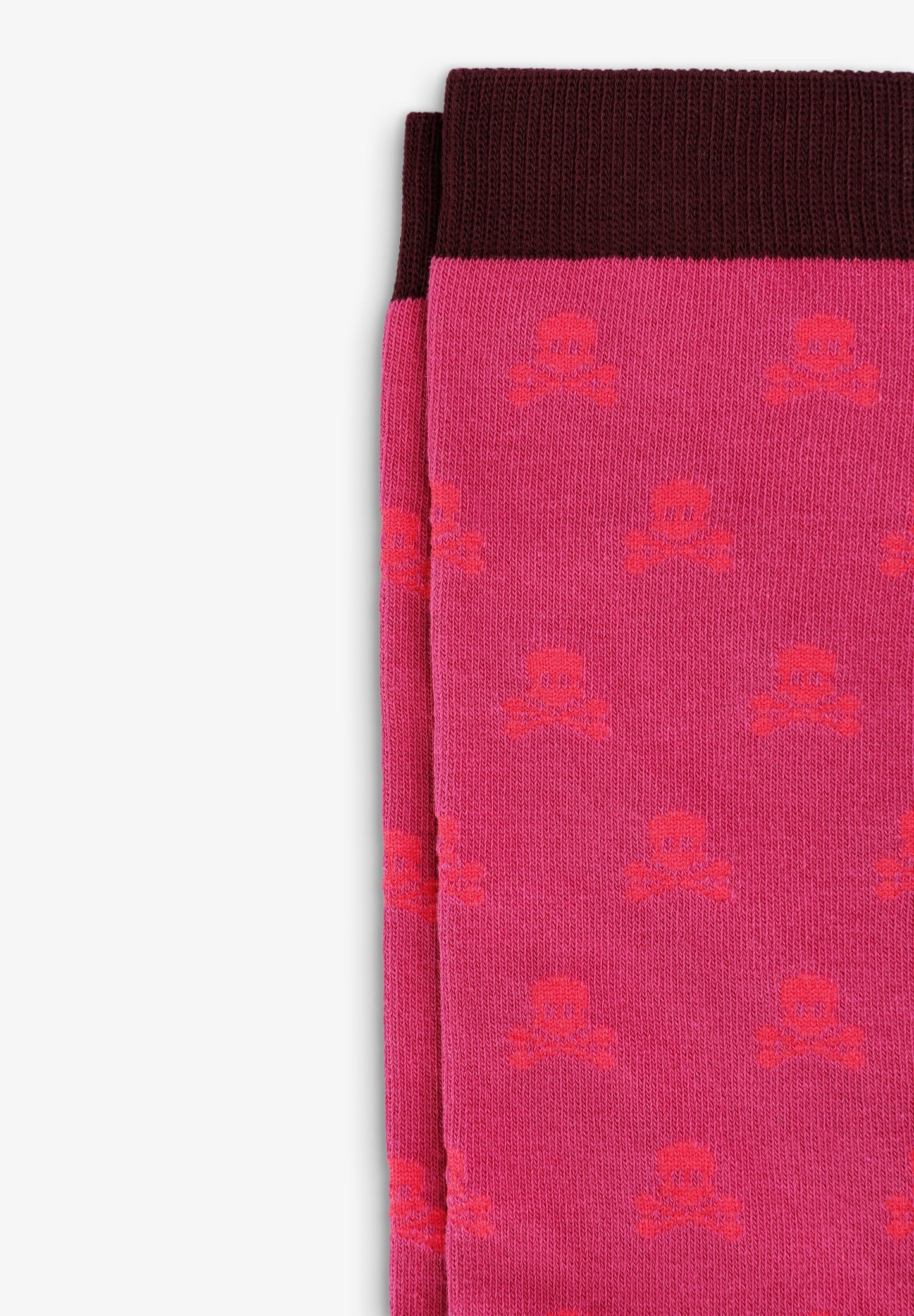 MEIAS COM PADRÃO SKULL