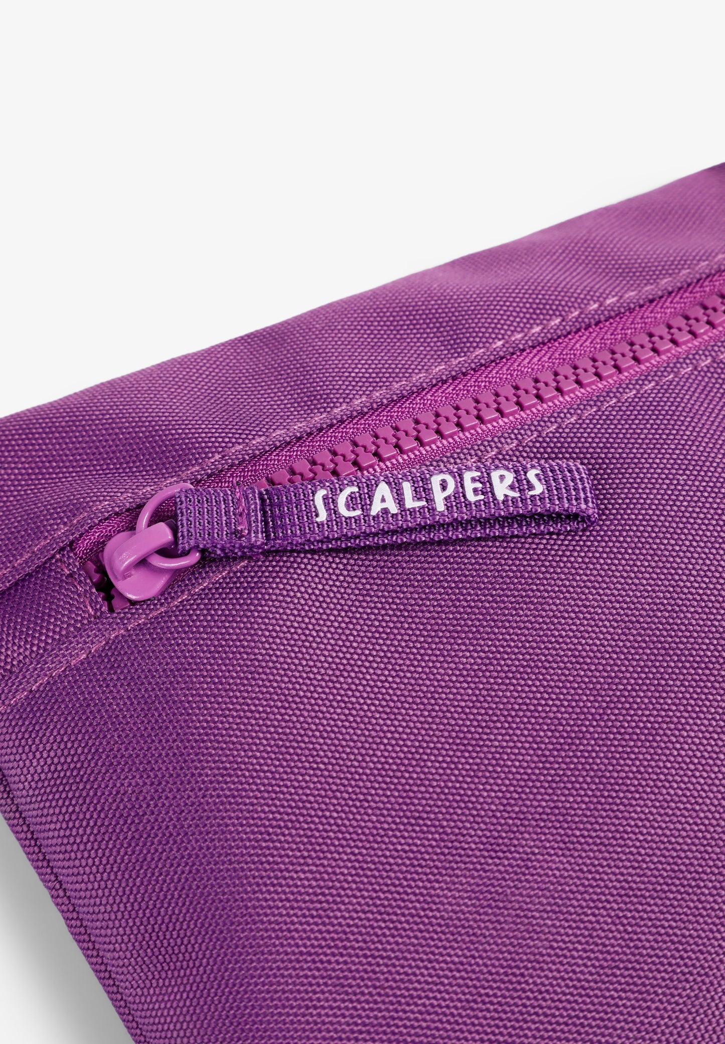 CARTEIRA COM PADRÃO ESTAMPADO