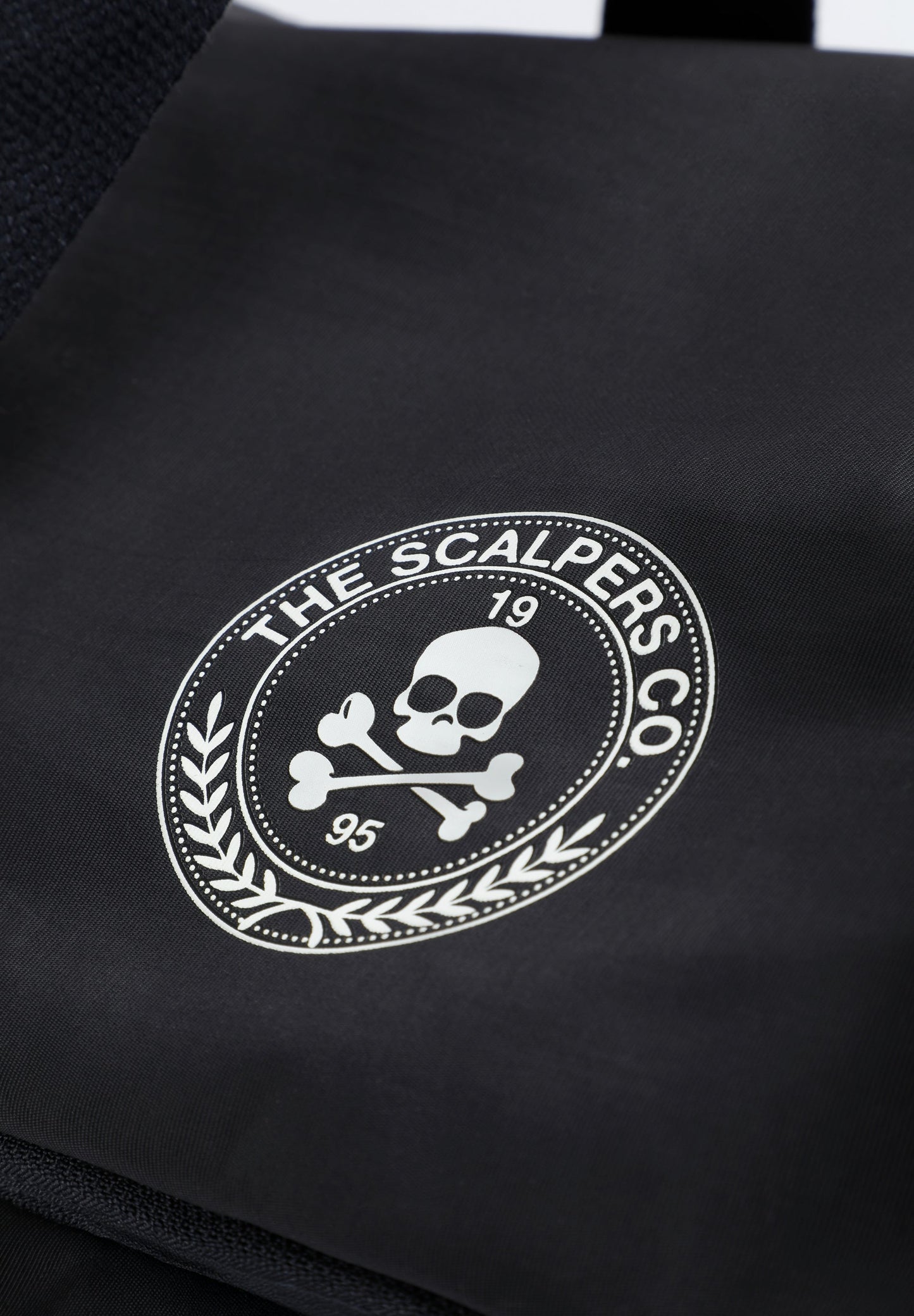 BOLSA COM PADRÃO DE LOGÓTIPO