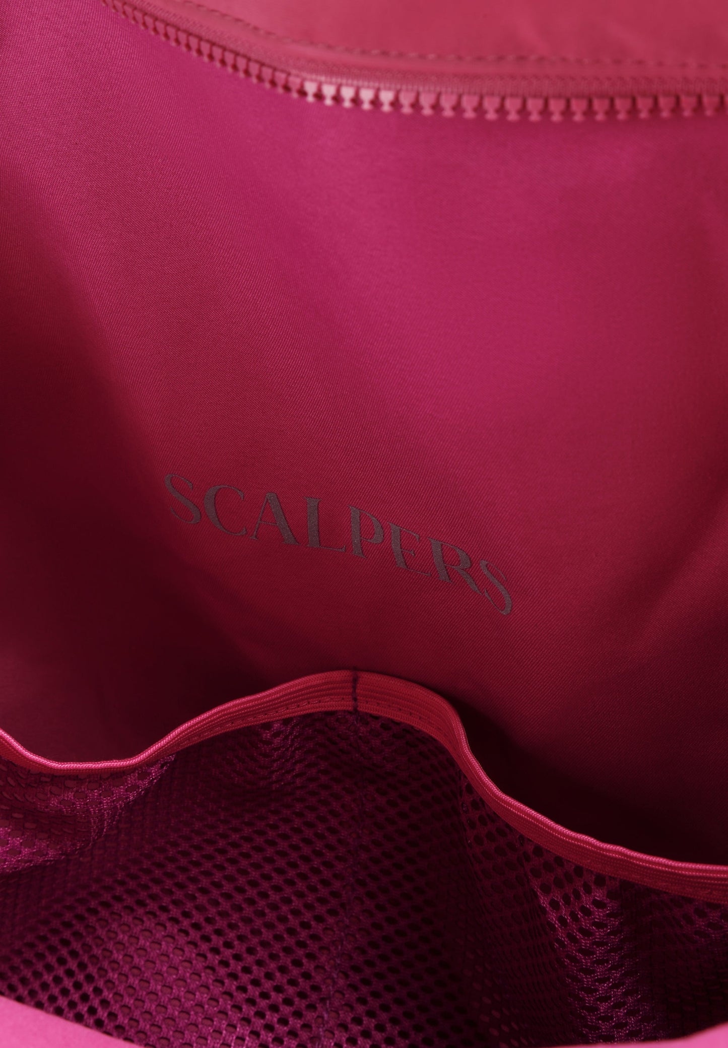 BOLSA COM PADRÃO DE SKULL