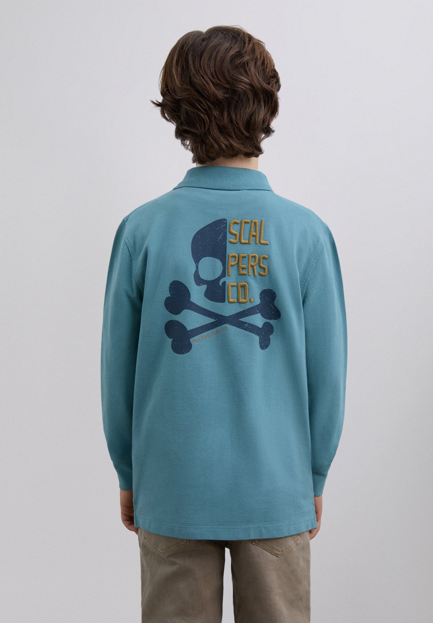 CAMISA POLO COM LOGÓTIPO BORDADO