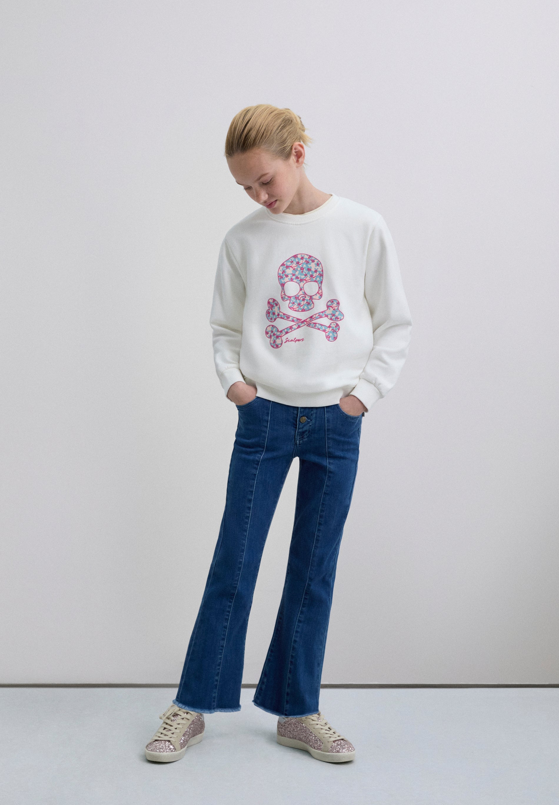SWEATSHIRT COM PADRÃO FLORAL