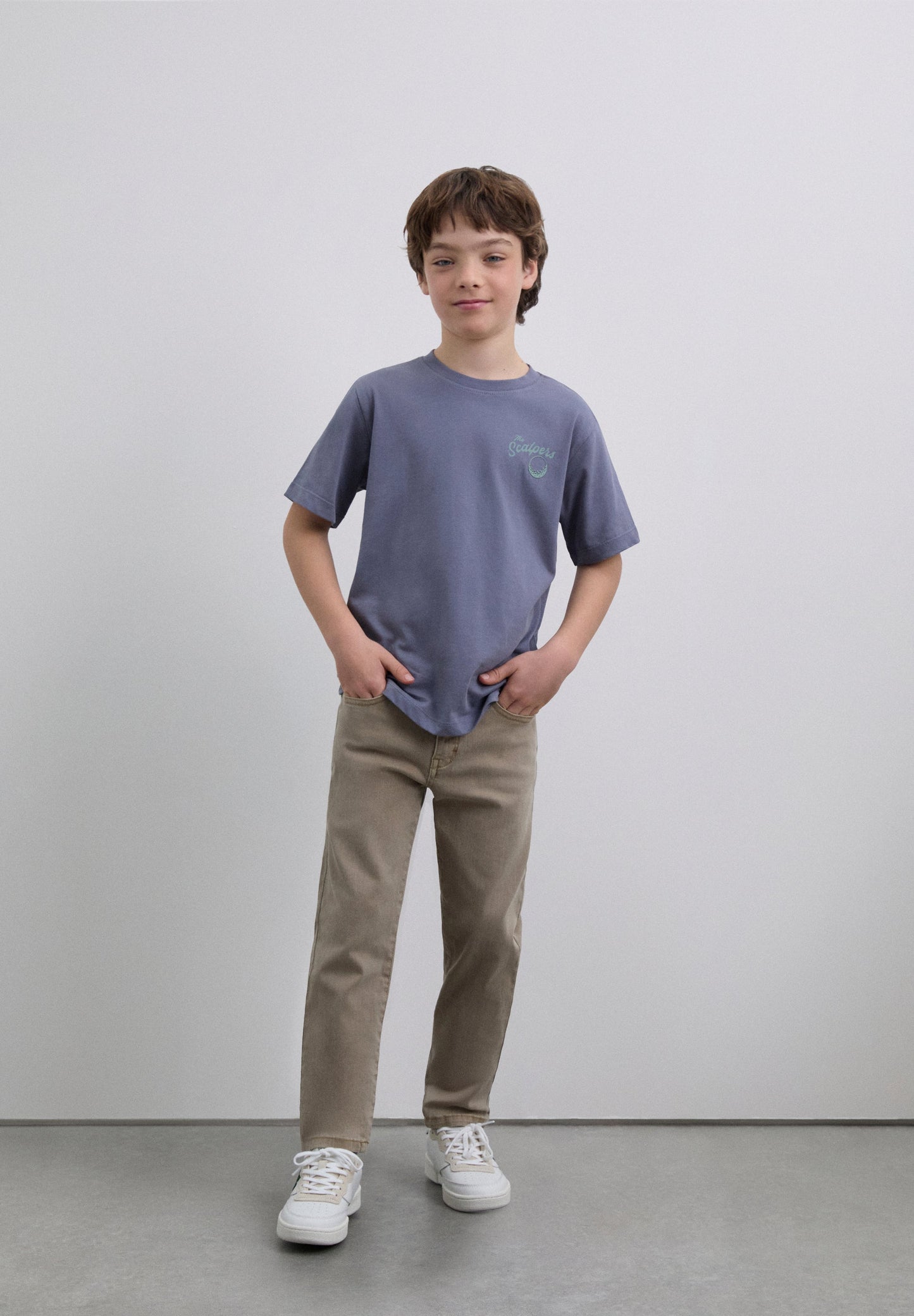 T-SHIRT COM PADRÃO DE GOLFE