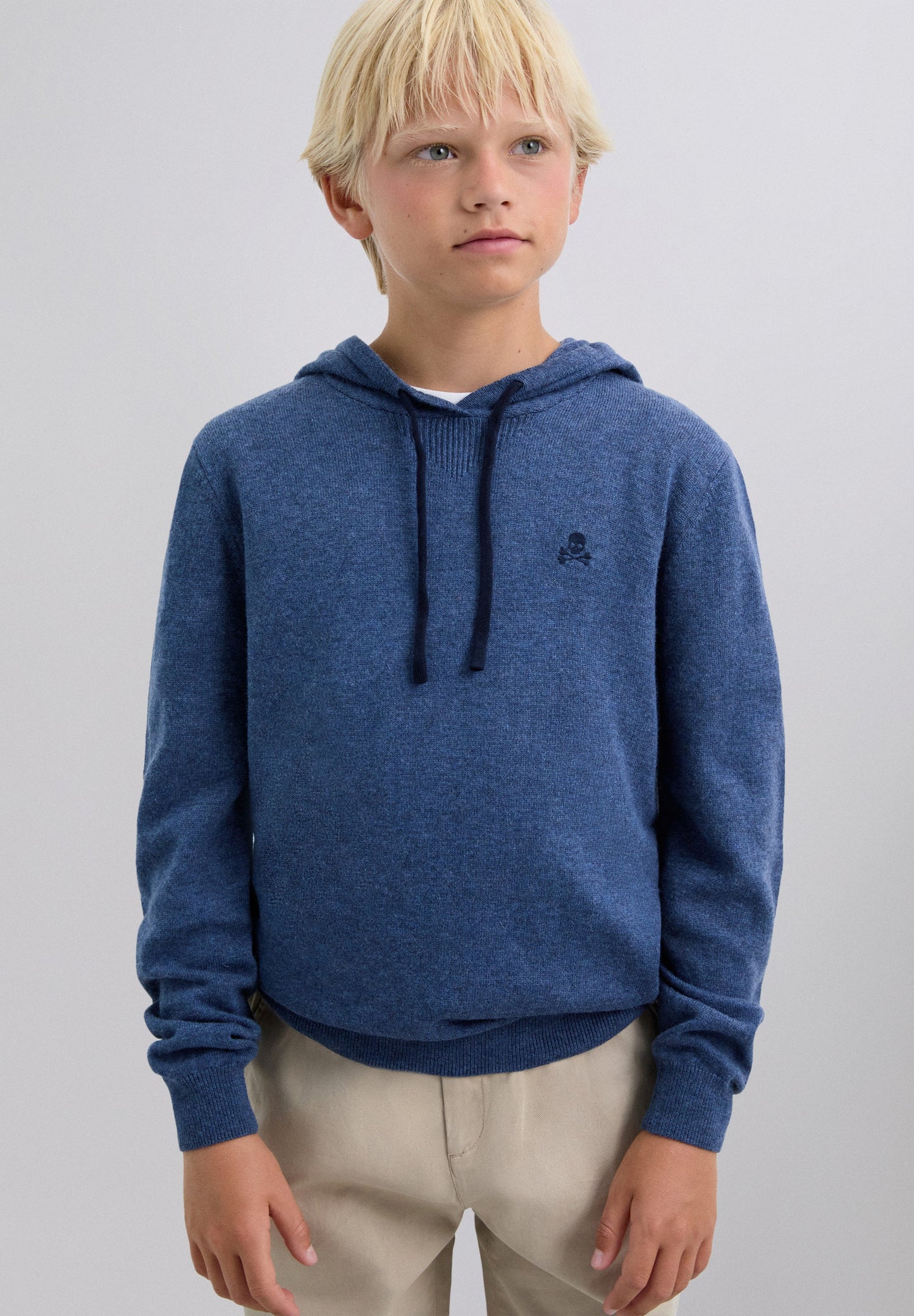 SWEATER LOGÓTIPO CAPUZ