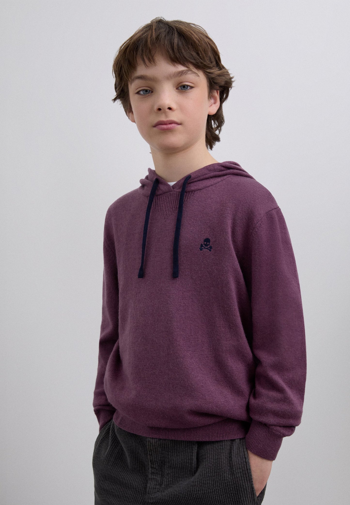 SWEATER LOGÓTIPO CAPUZ