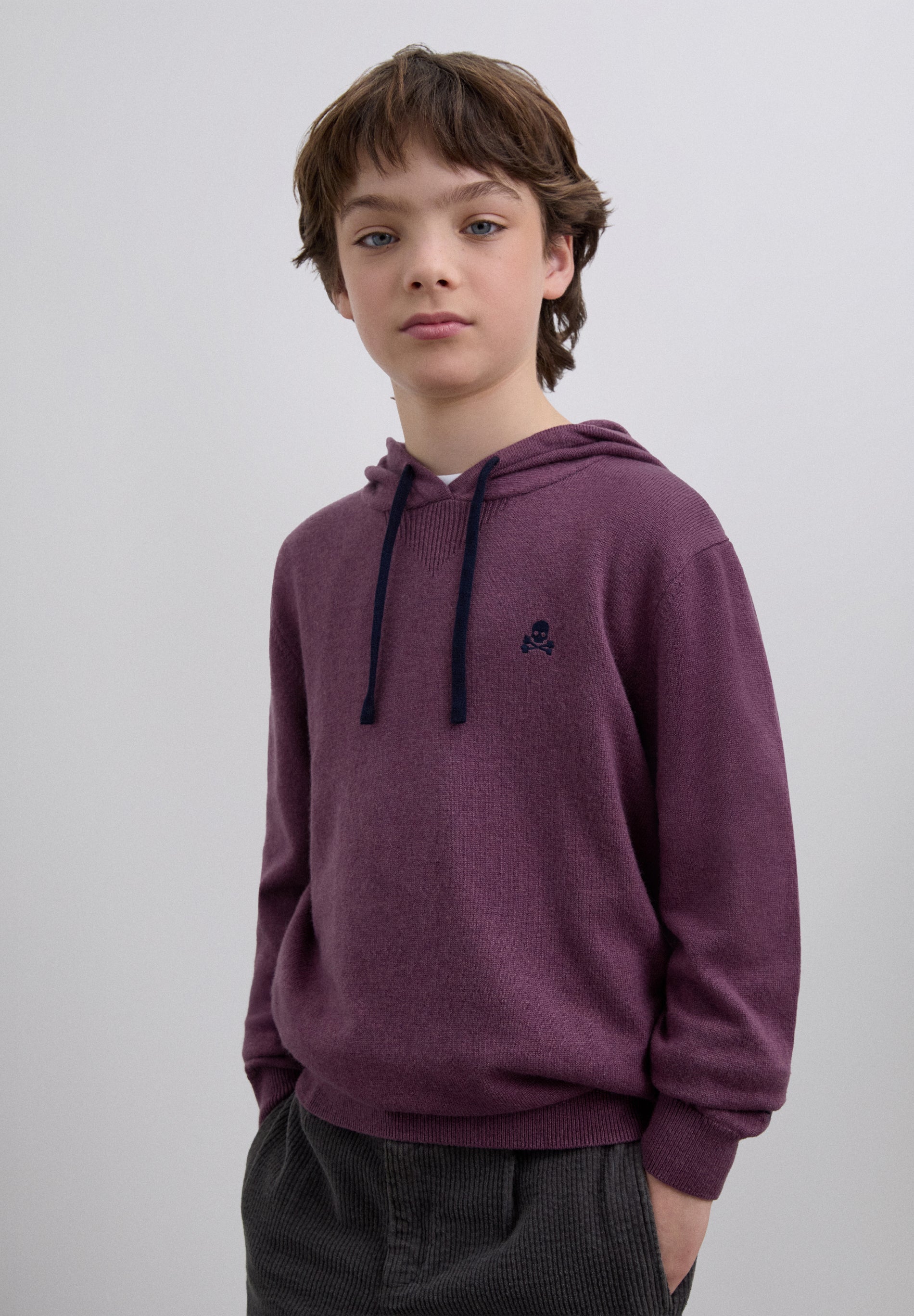 SWEATER LOGÓTIPO CAPUZ