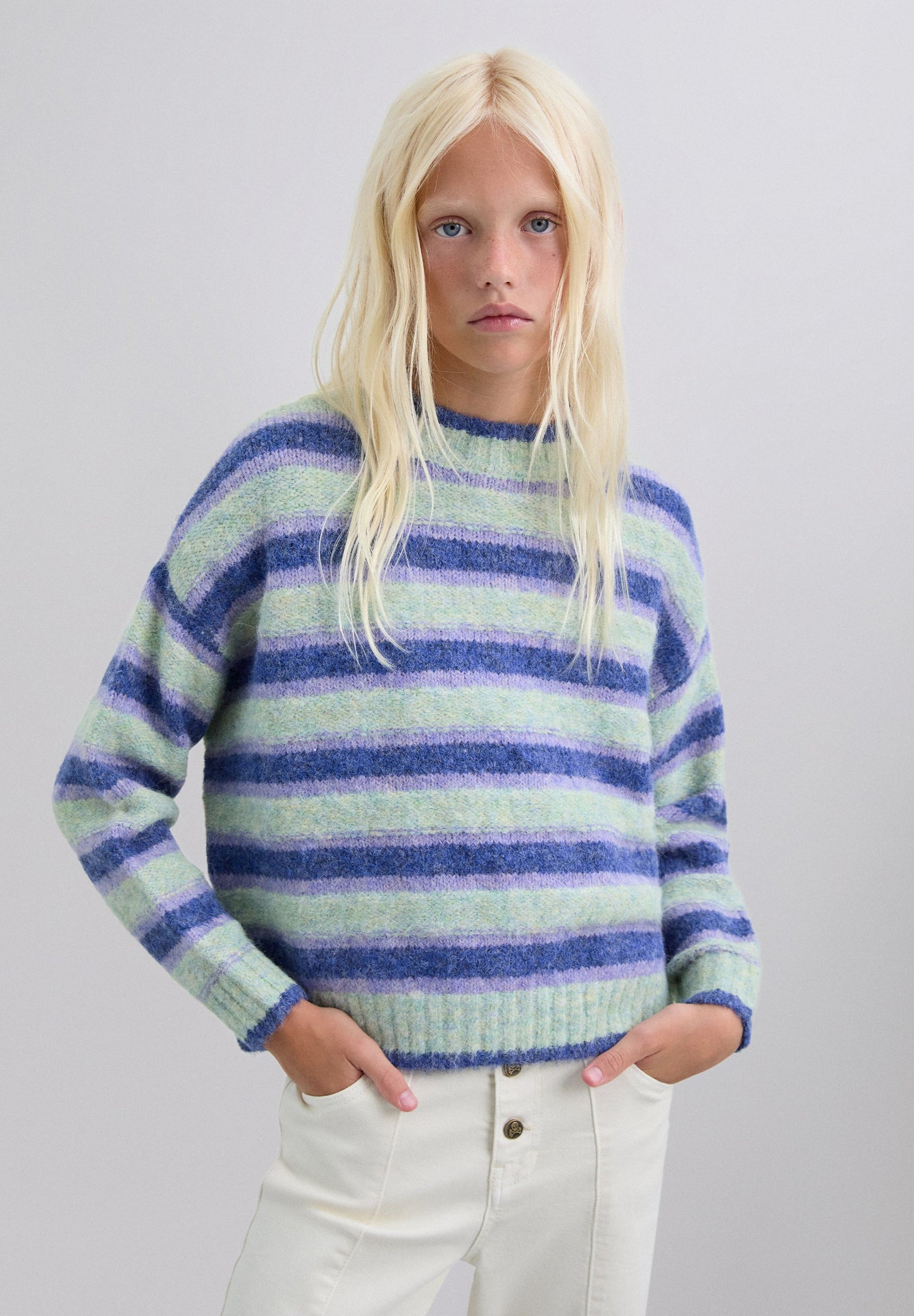 CAMISOLA DE MALHA ÀS RISCAS
