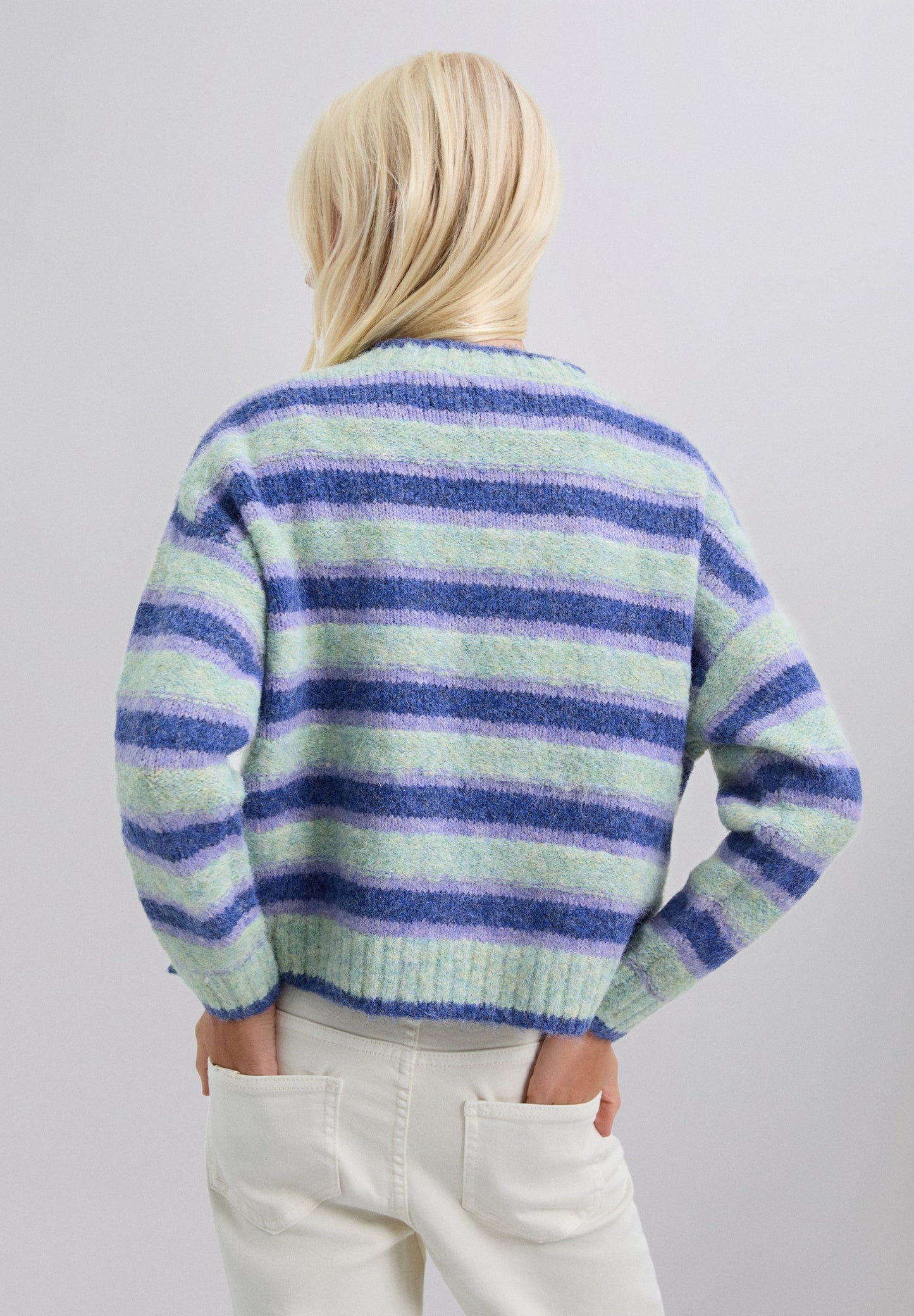 CAMISOLA DE MALHA ÀS RISCAS