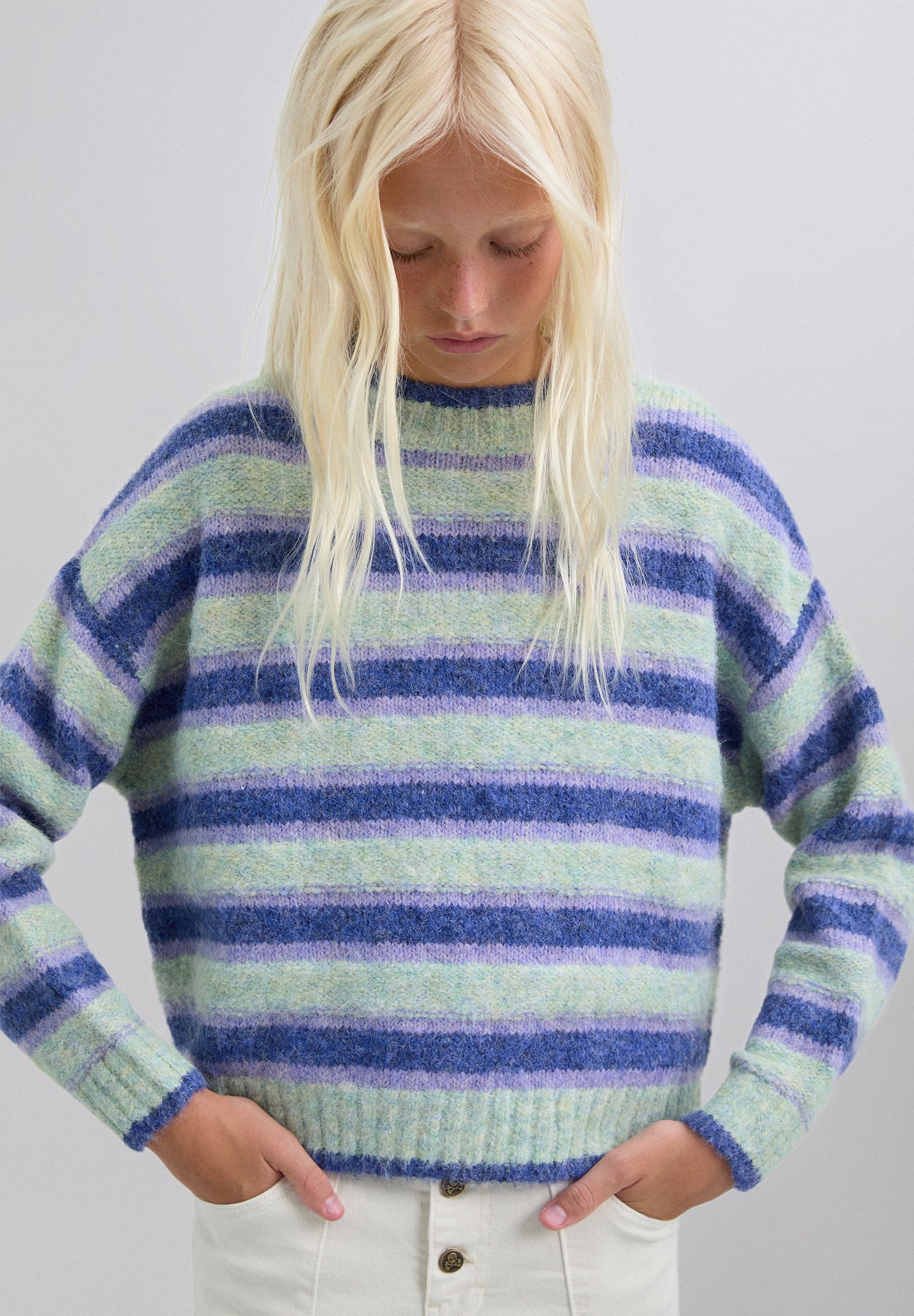 CAMISOLA DE MALHA ÀS RISCAS