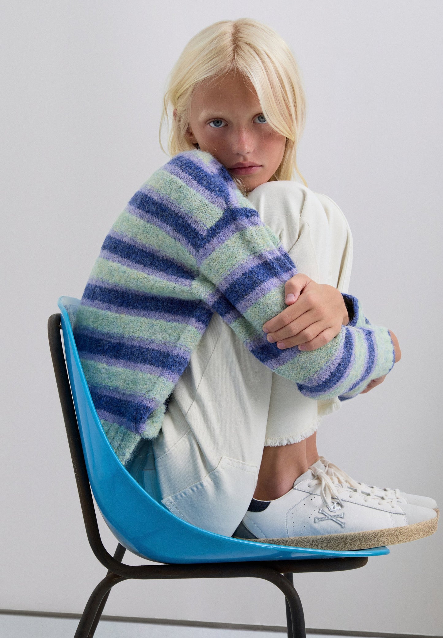 CAMISOLA DE MALHA ÀS RISCAS