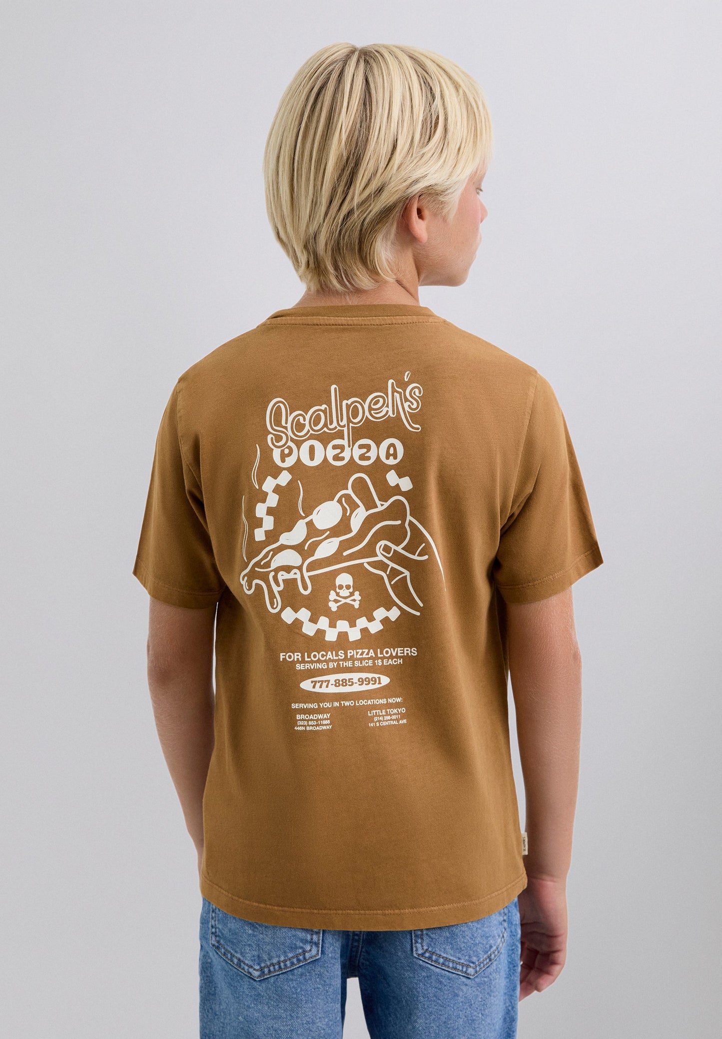 T-SHIRT COM PADRÃO DE “PIZZA”