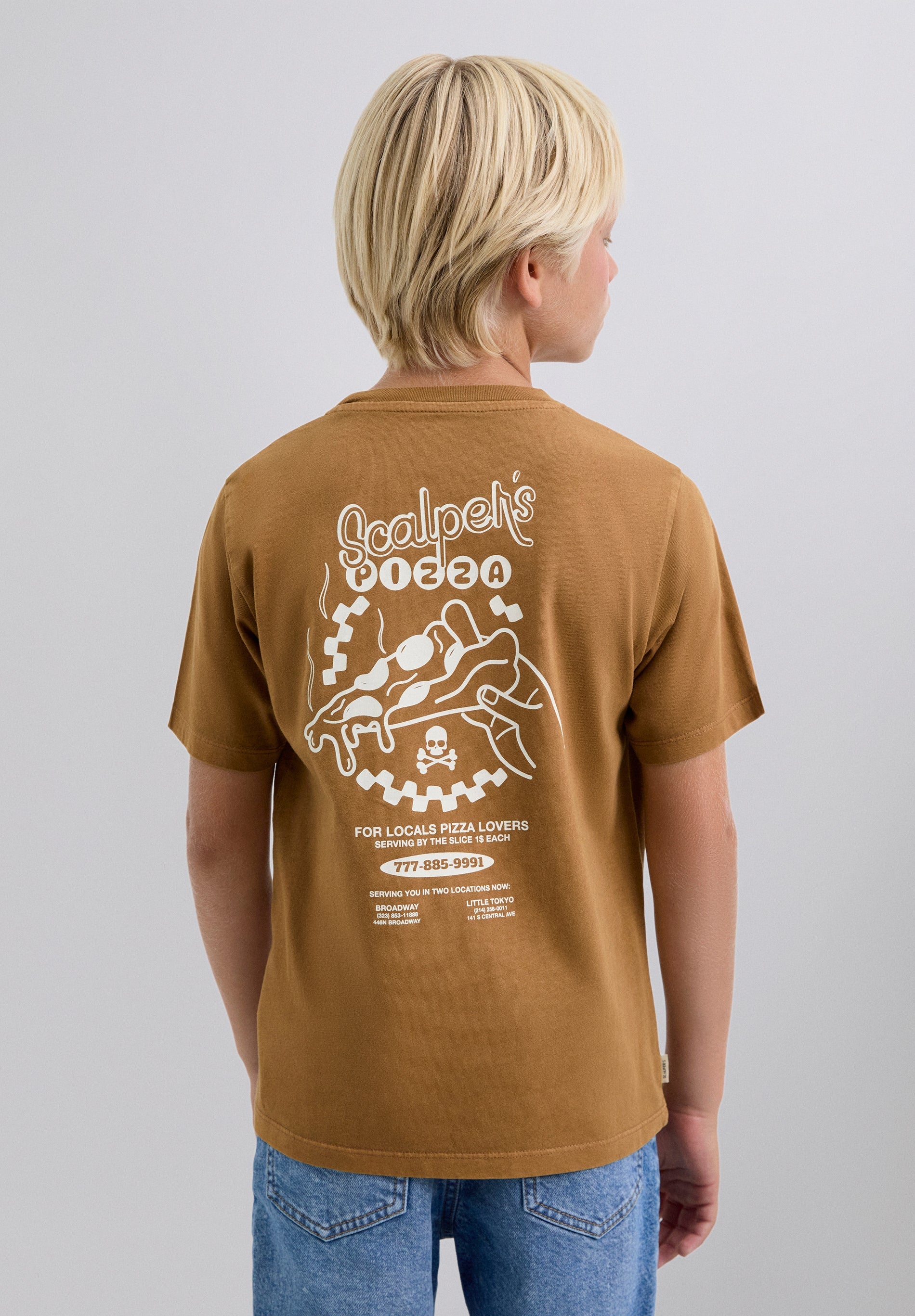 T-SHIRT COM PADRÃO DE “PIZZA”