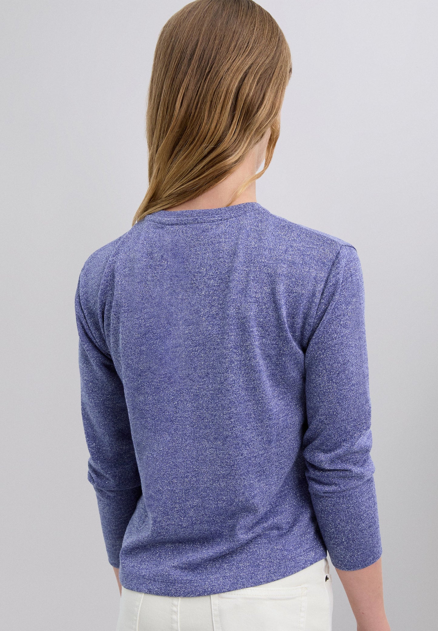 CAMISA COM FRANZIDO AJUSTÁVEL