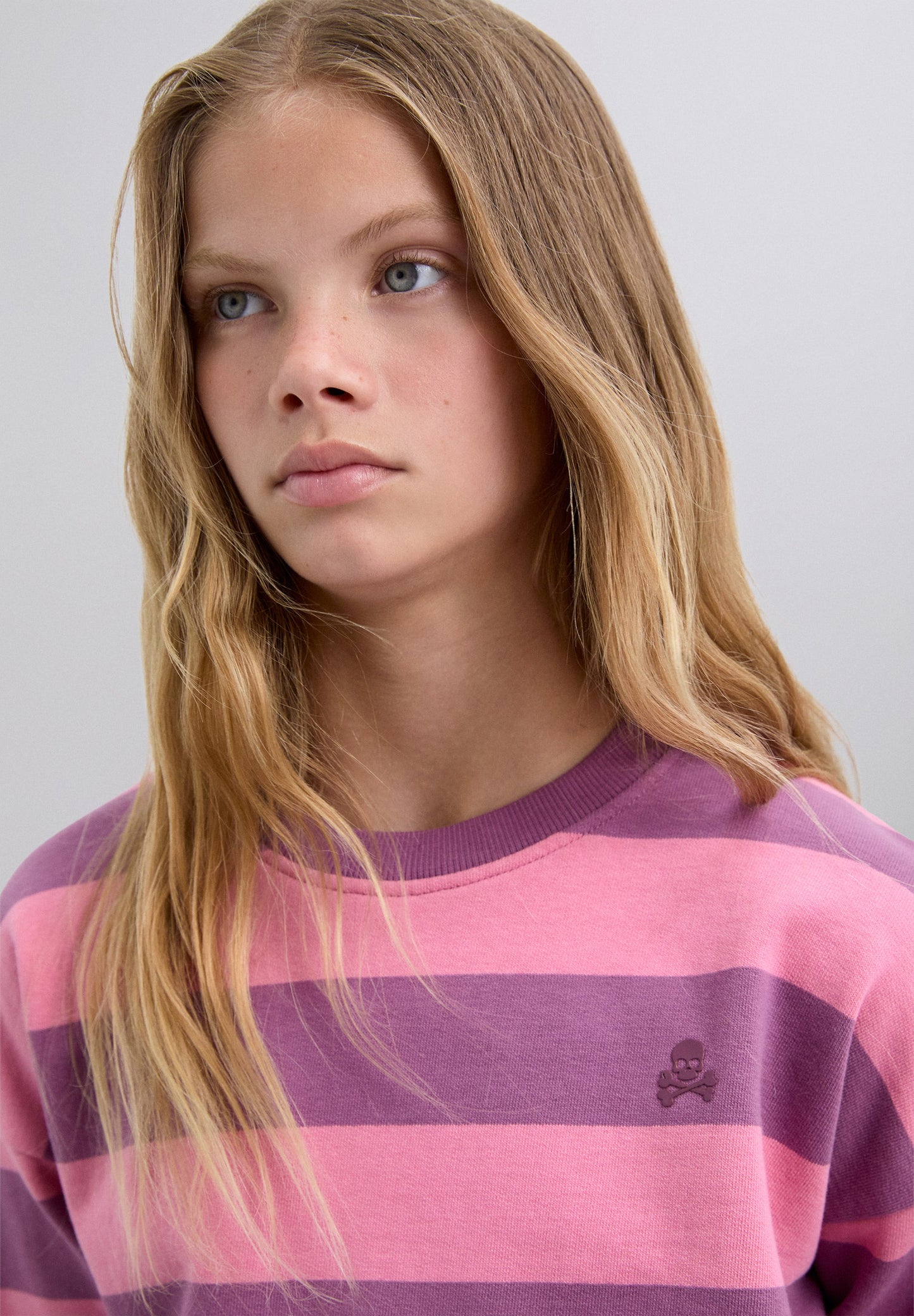 SWEATSHIRT DE RISCAS