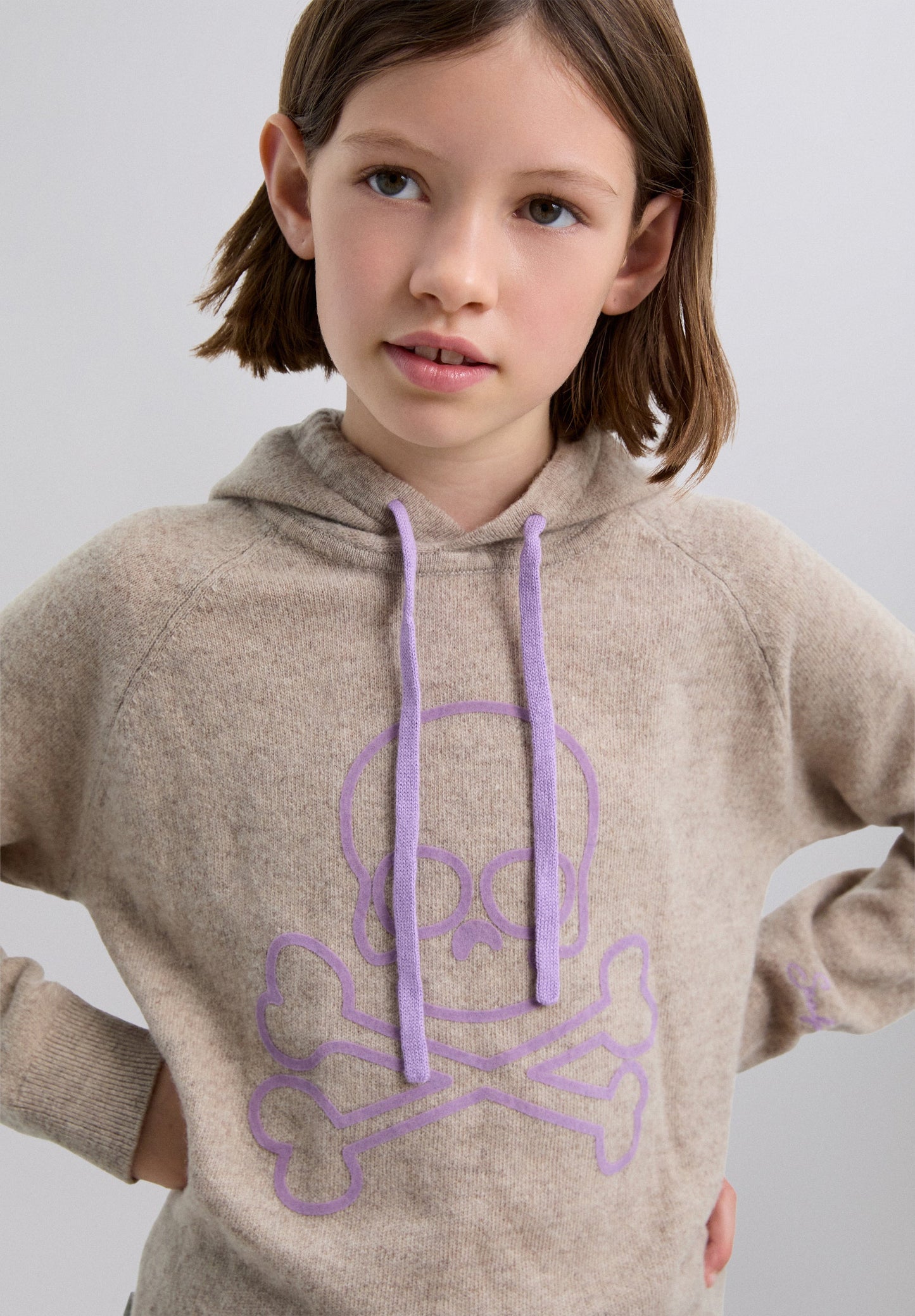 SWEATER COM CAPUZ SKULL