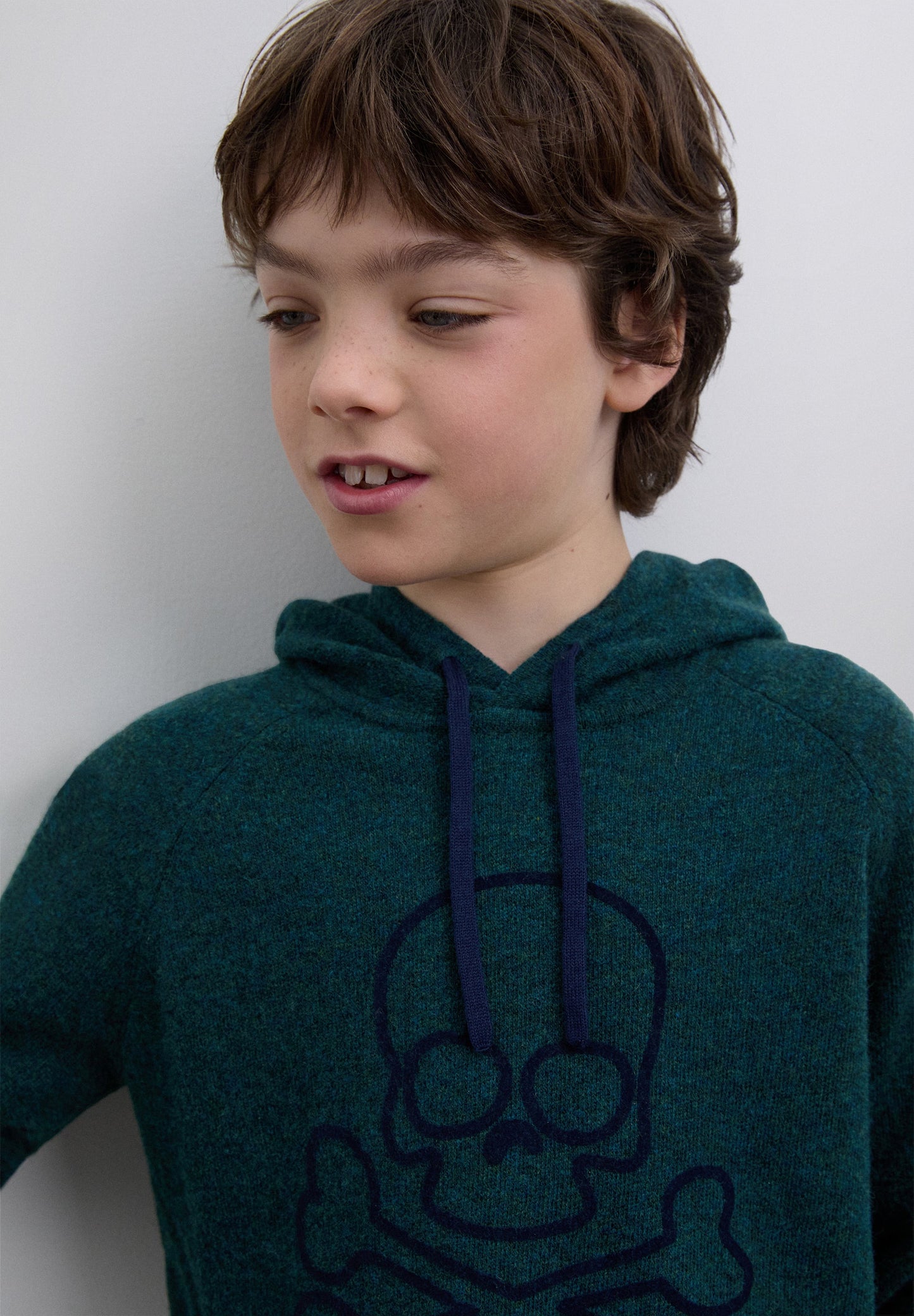 SWEATER SKULL COM CAPUZ