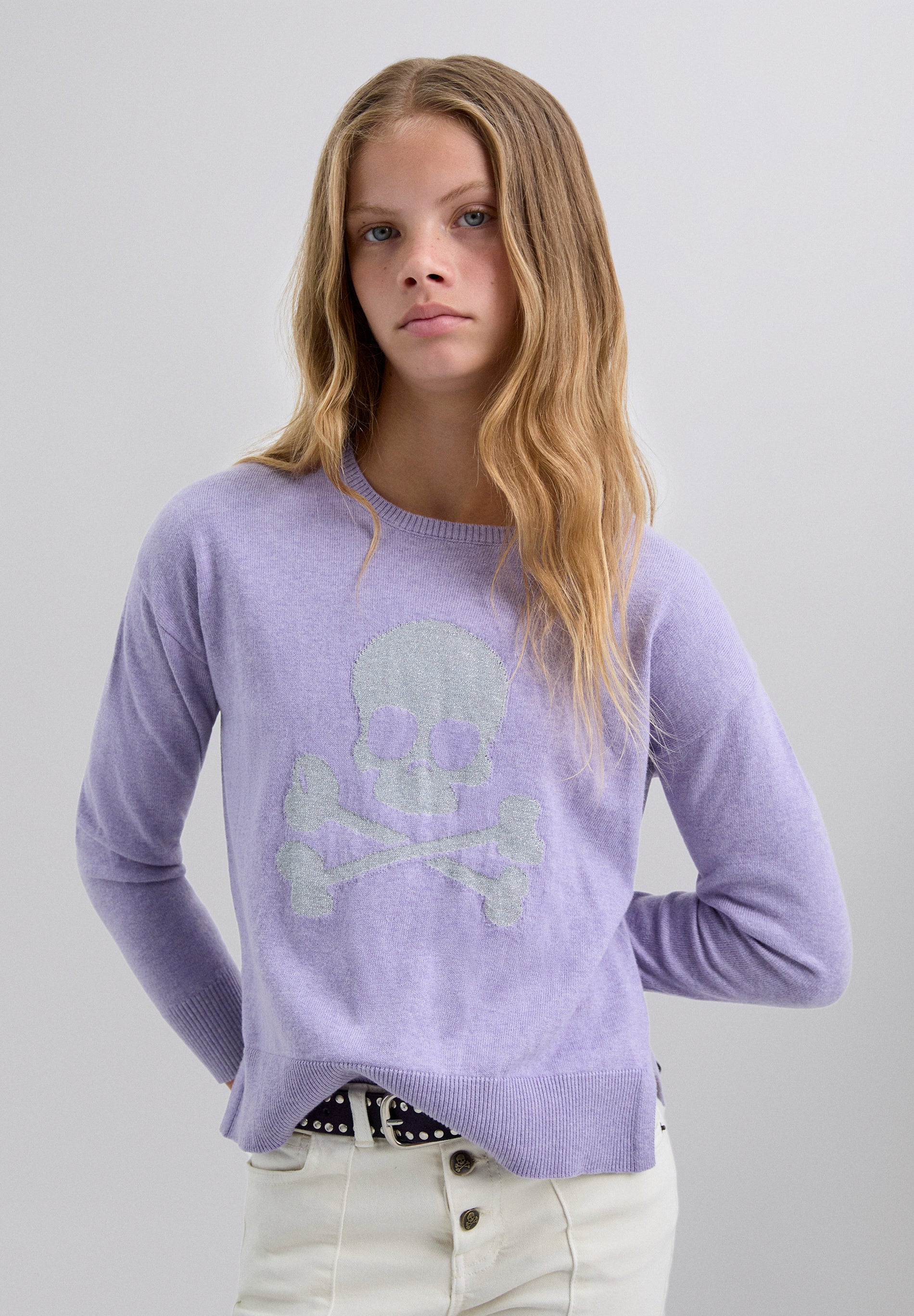 CAMISOLA DE MALHA COM SKULL