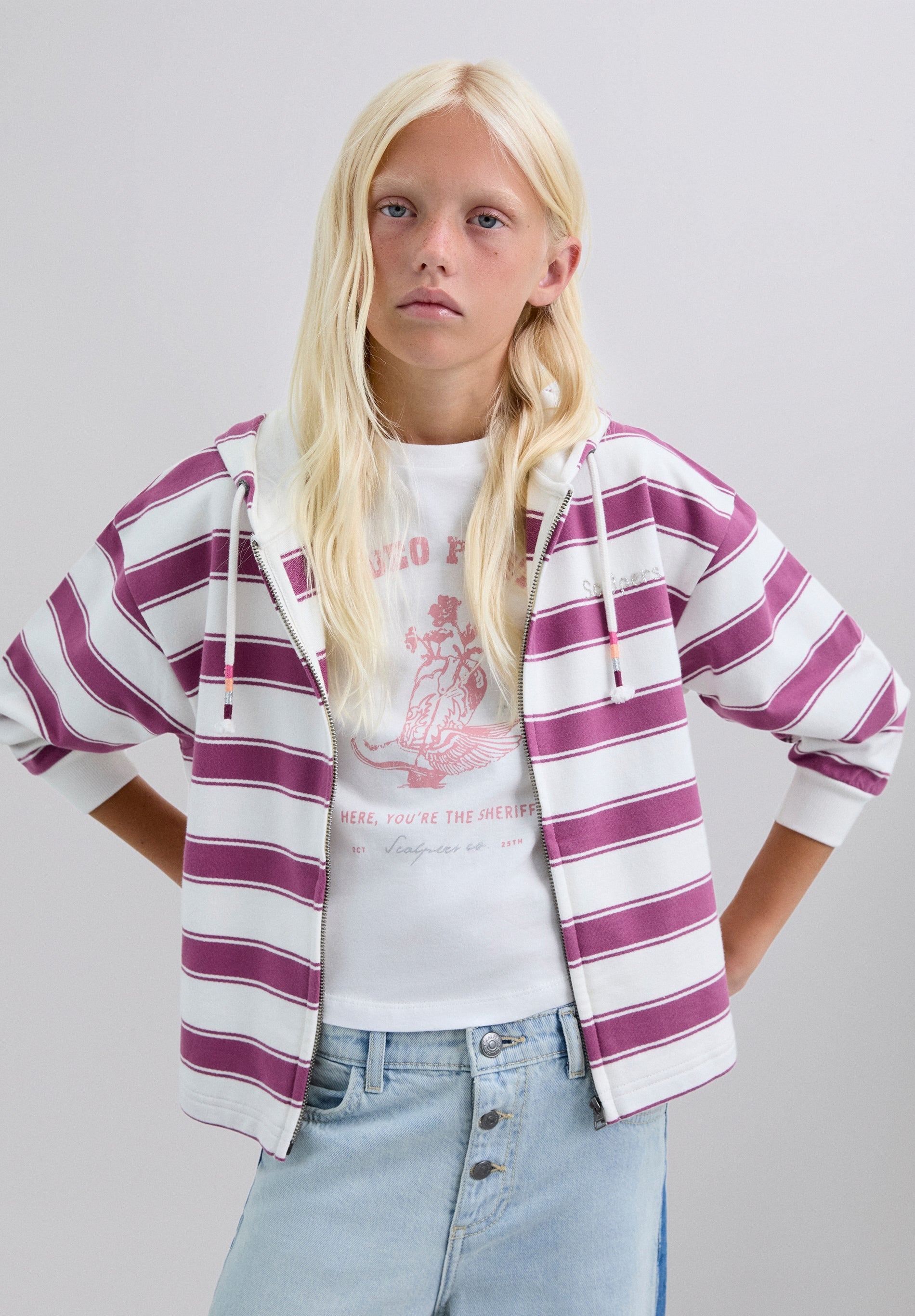 SWEATSHIRT DE RISCAS COM SKULL