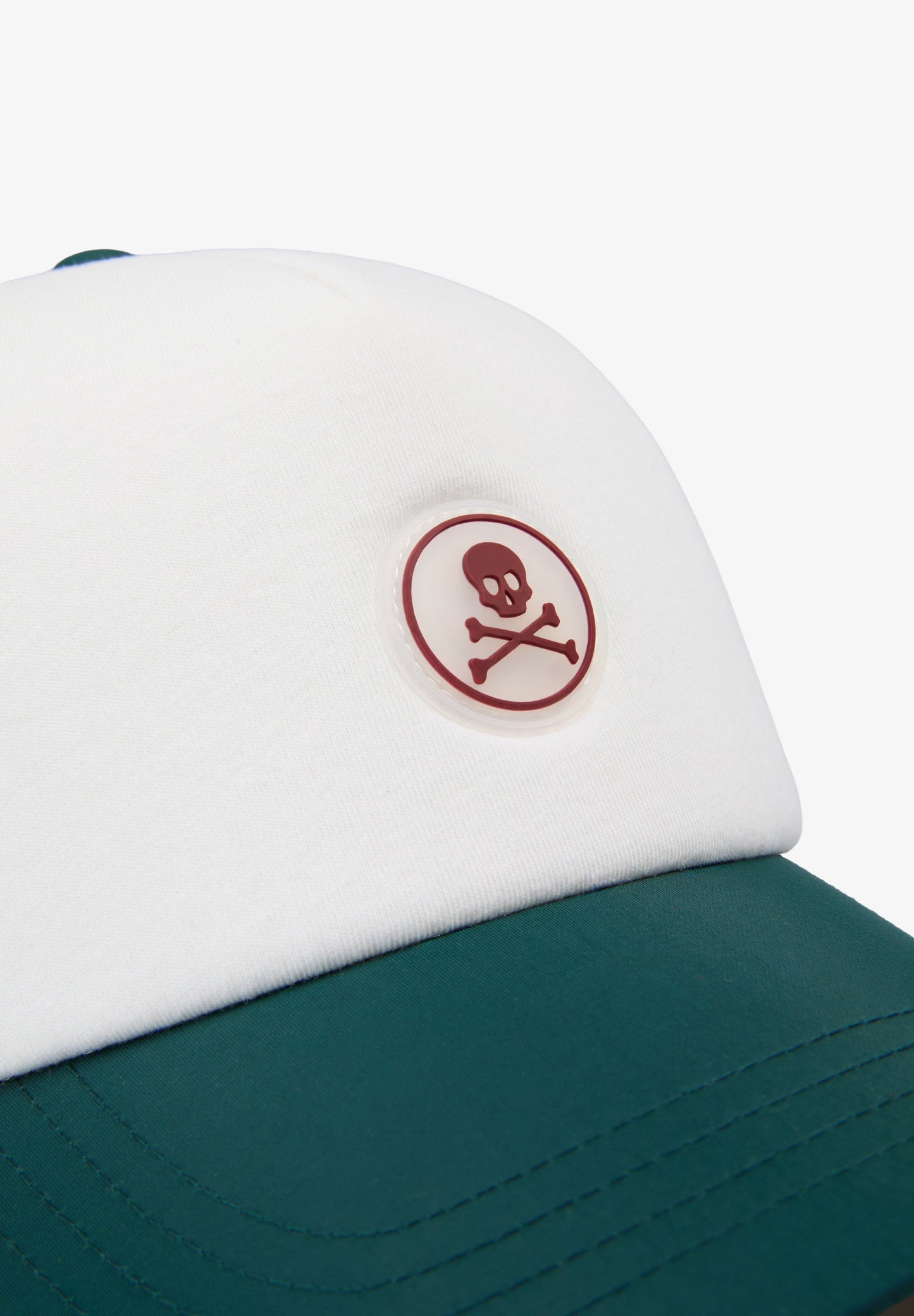 BONÉ ESTILO TRUCKER