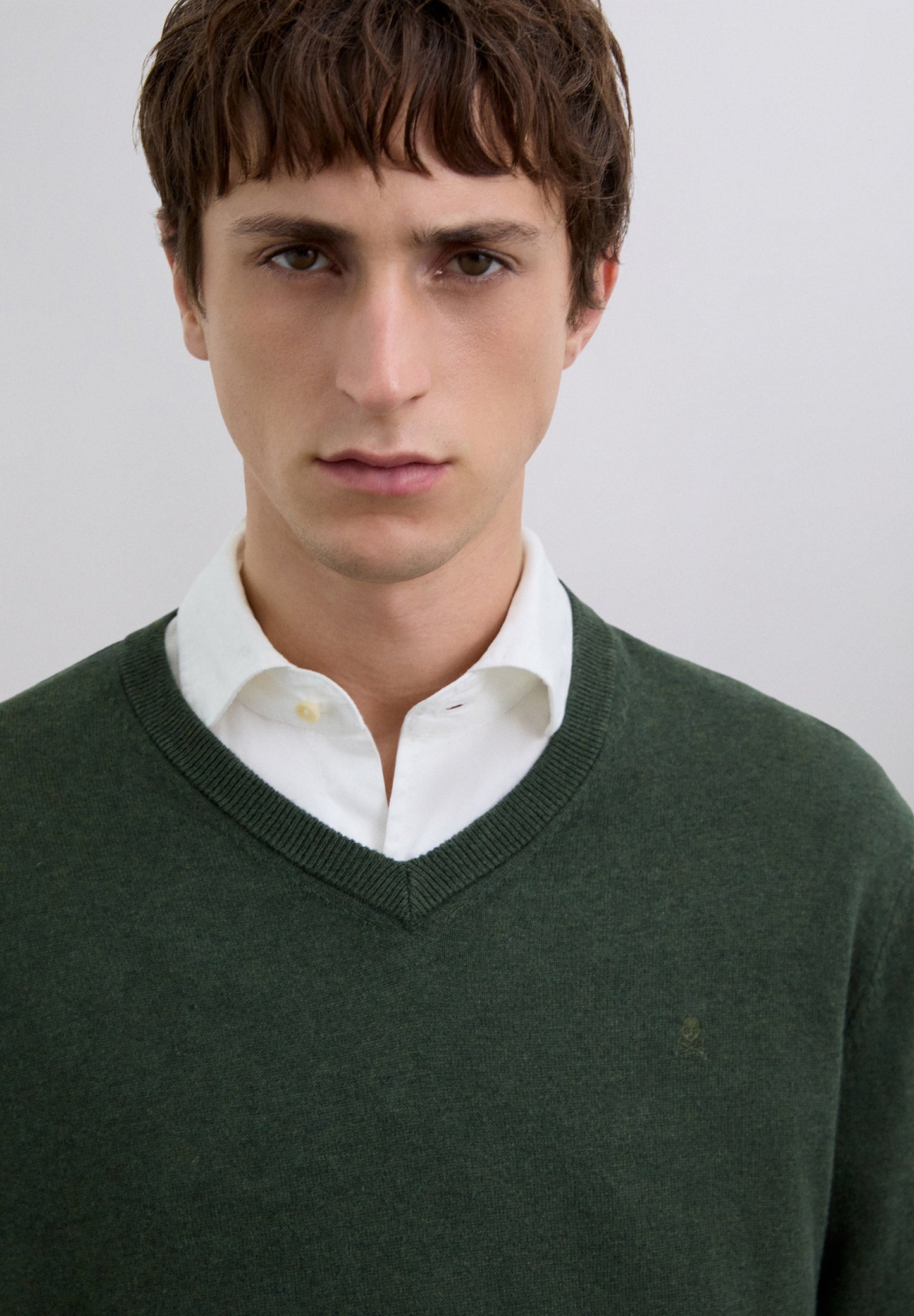 SWEATER DE DECOTE EM V COM CAXEMIRA