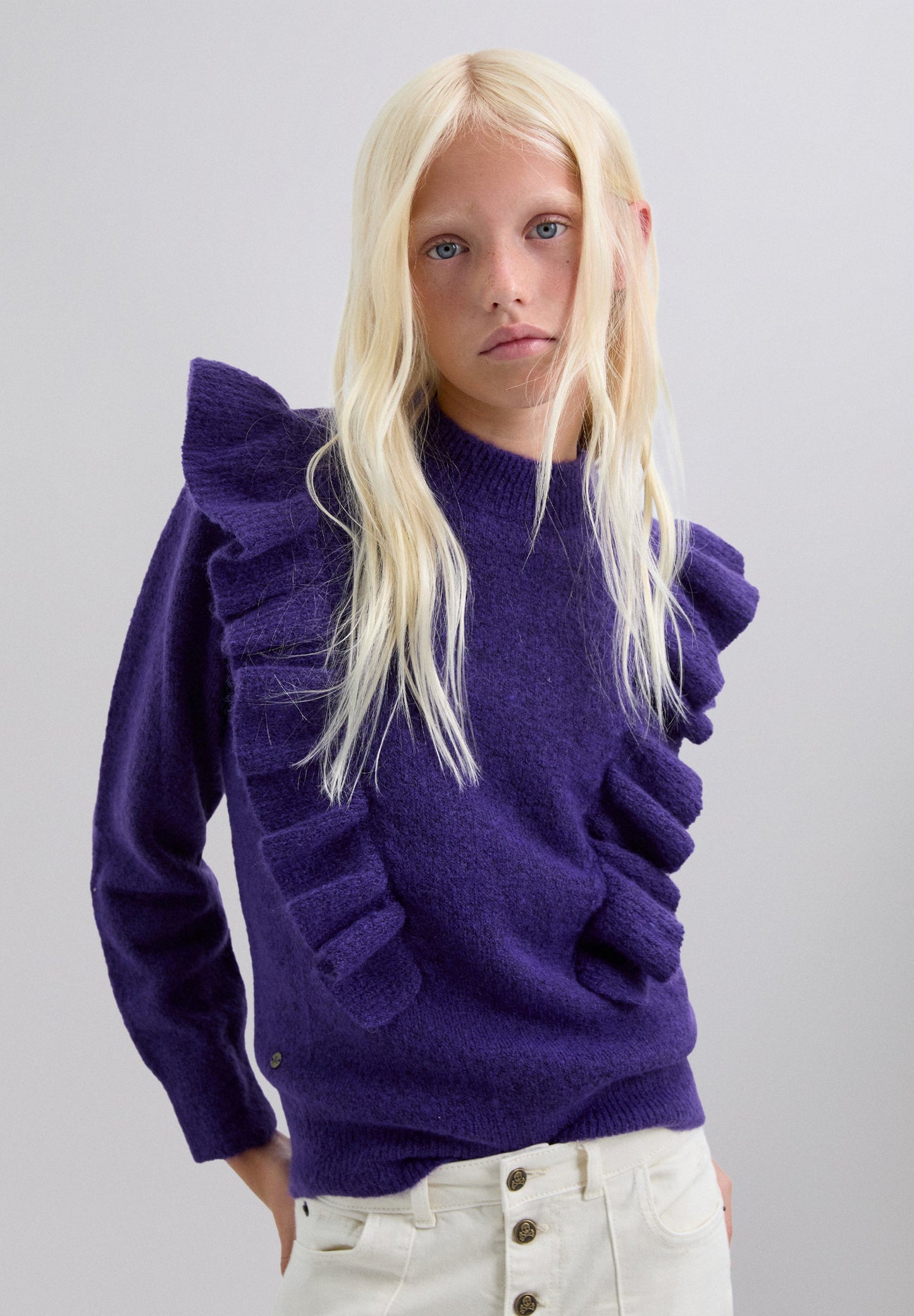 SWEATER COM FOLHOS