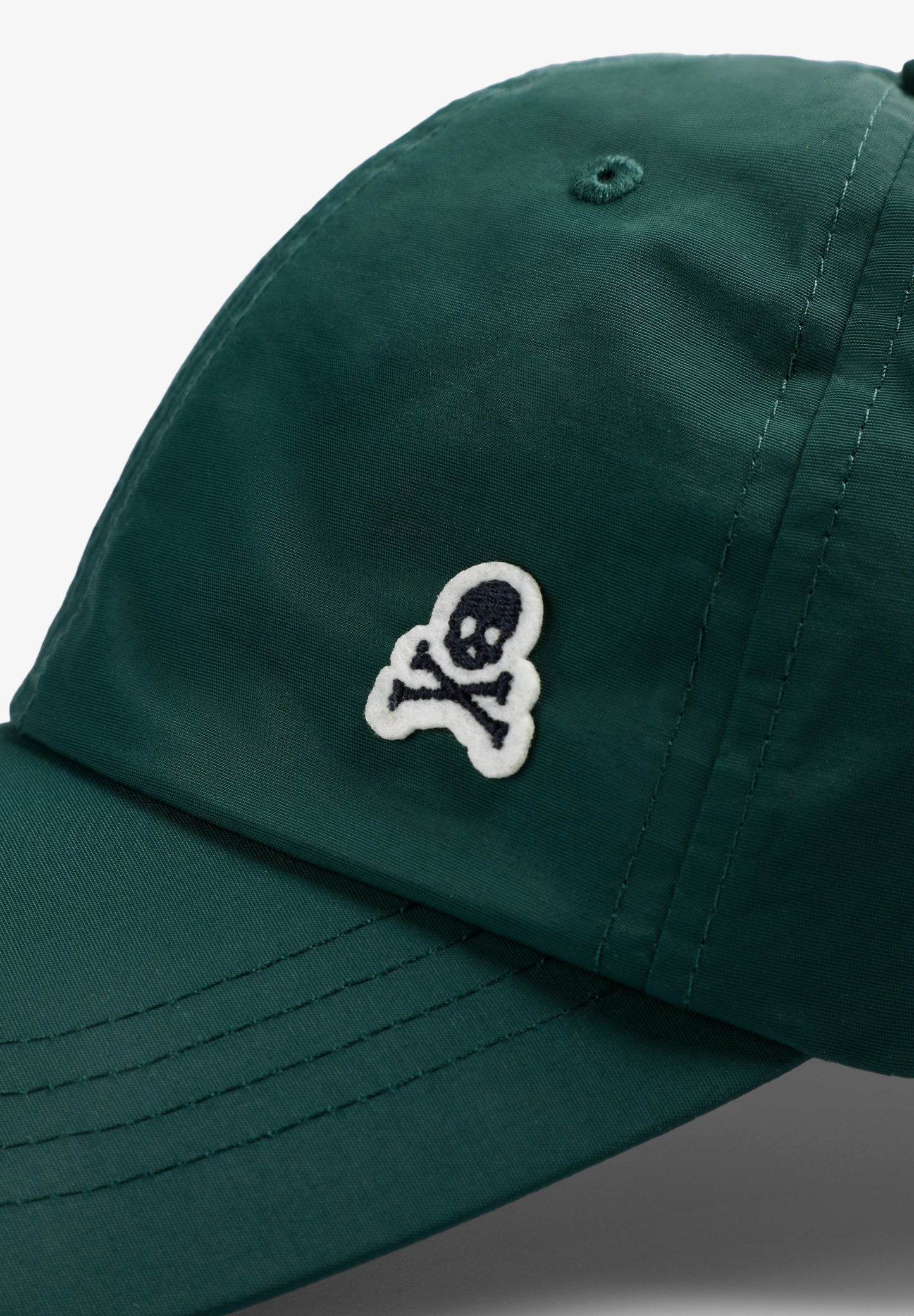 BONÉ COM SKULL SCPATCH