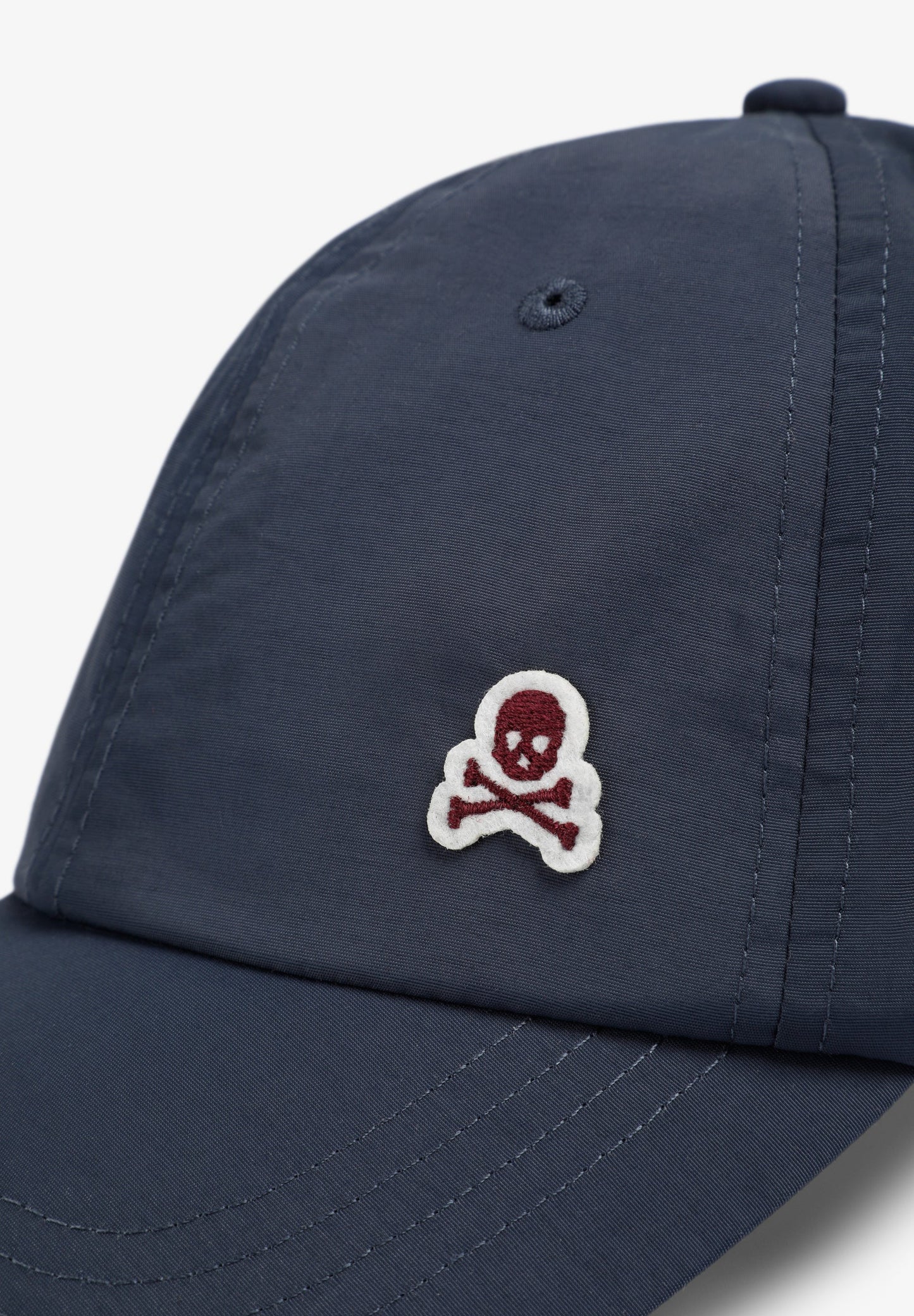 BONÉ COM SKULL SCPATCH