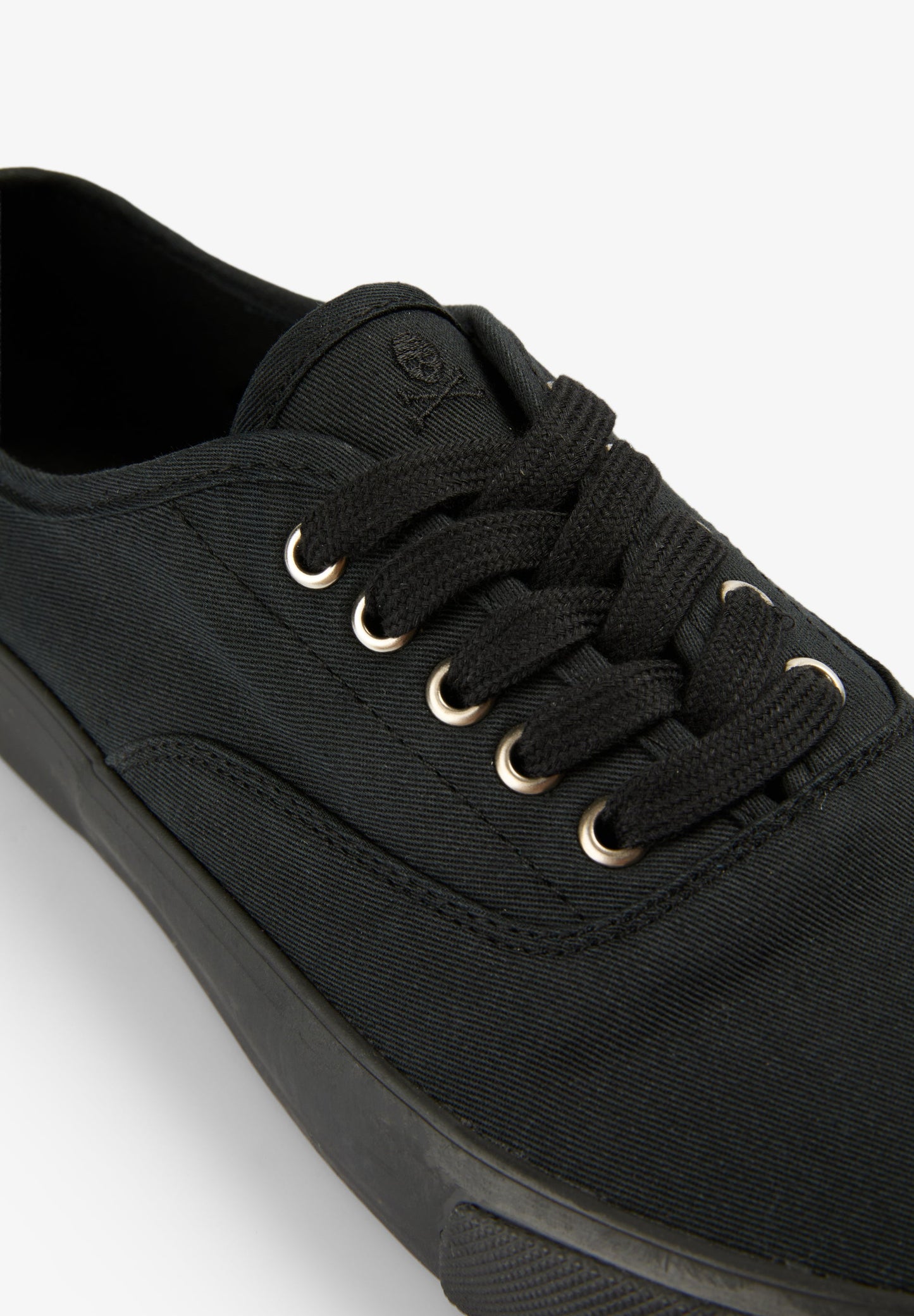 SAPATILHAS DE CANVAS LOW CUT