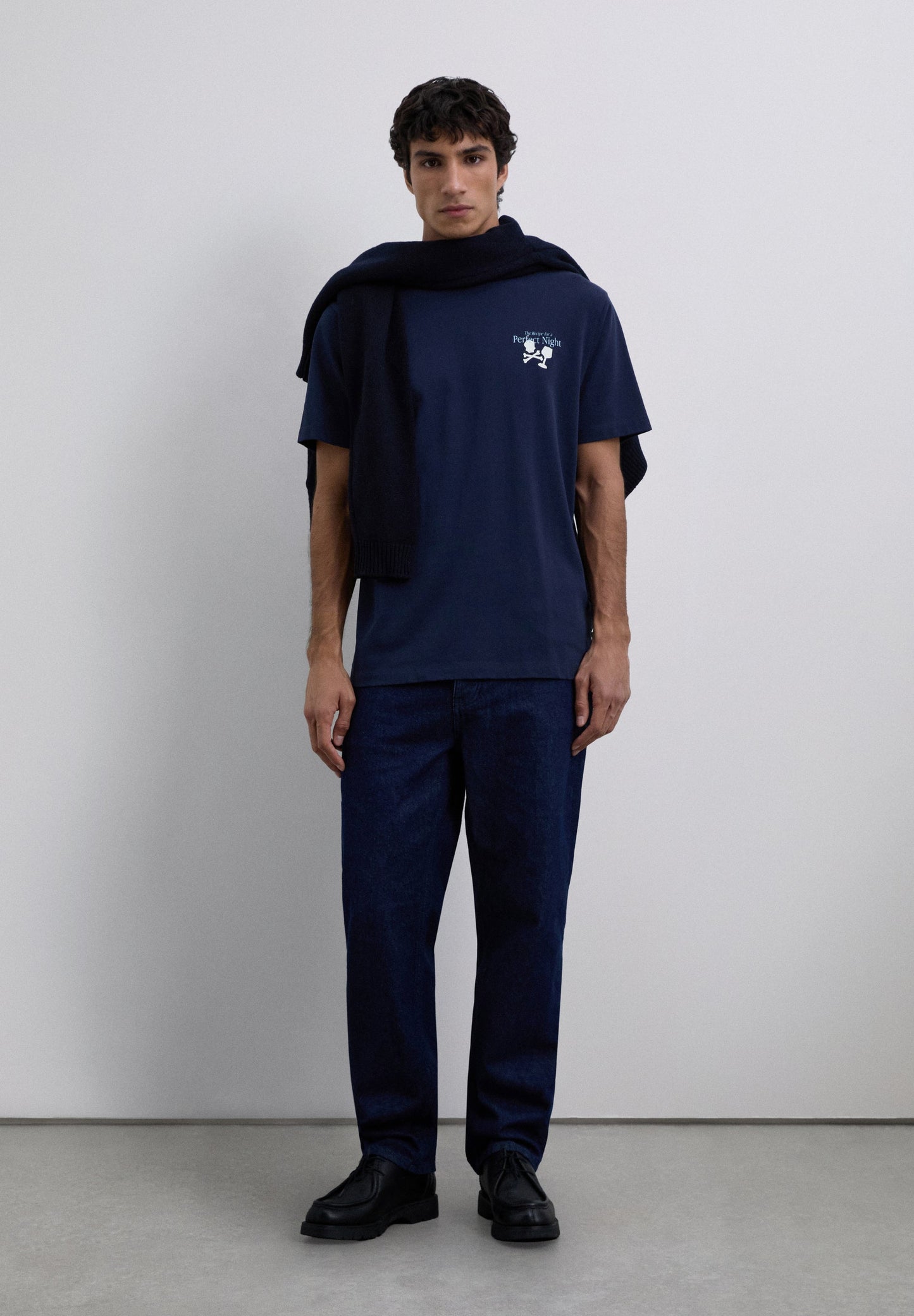 T-SHIRT COM PADRÃO PERFECT NIGHT