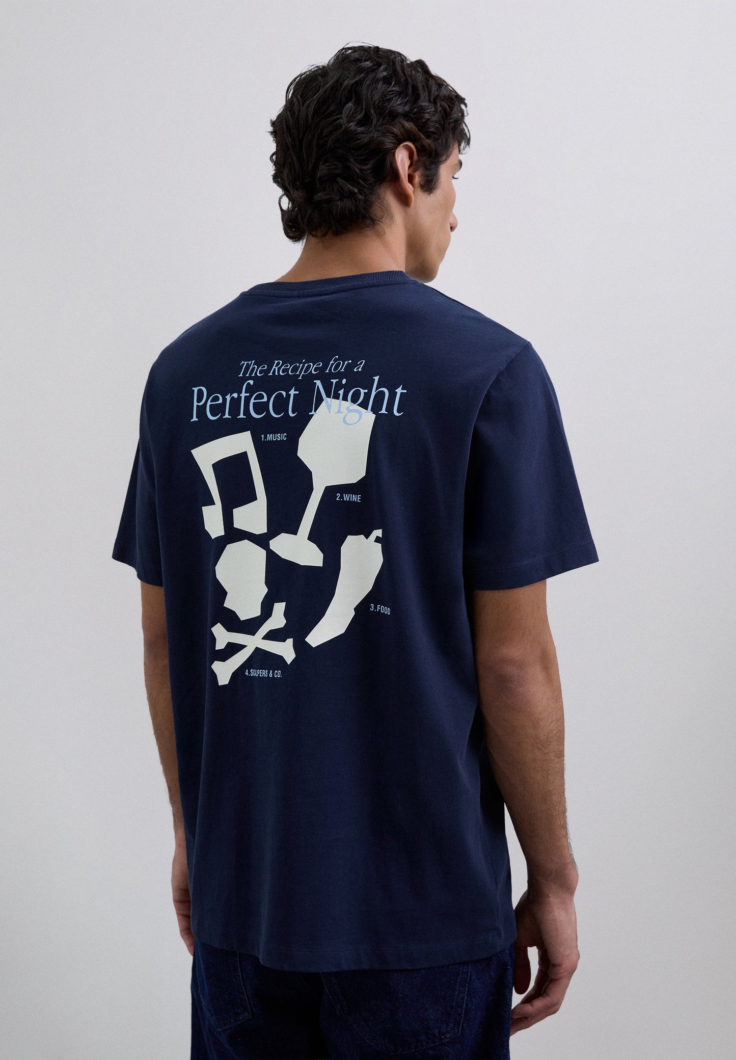 T-SHIRT COM PADRÃO PERFECT NIGHT