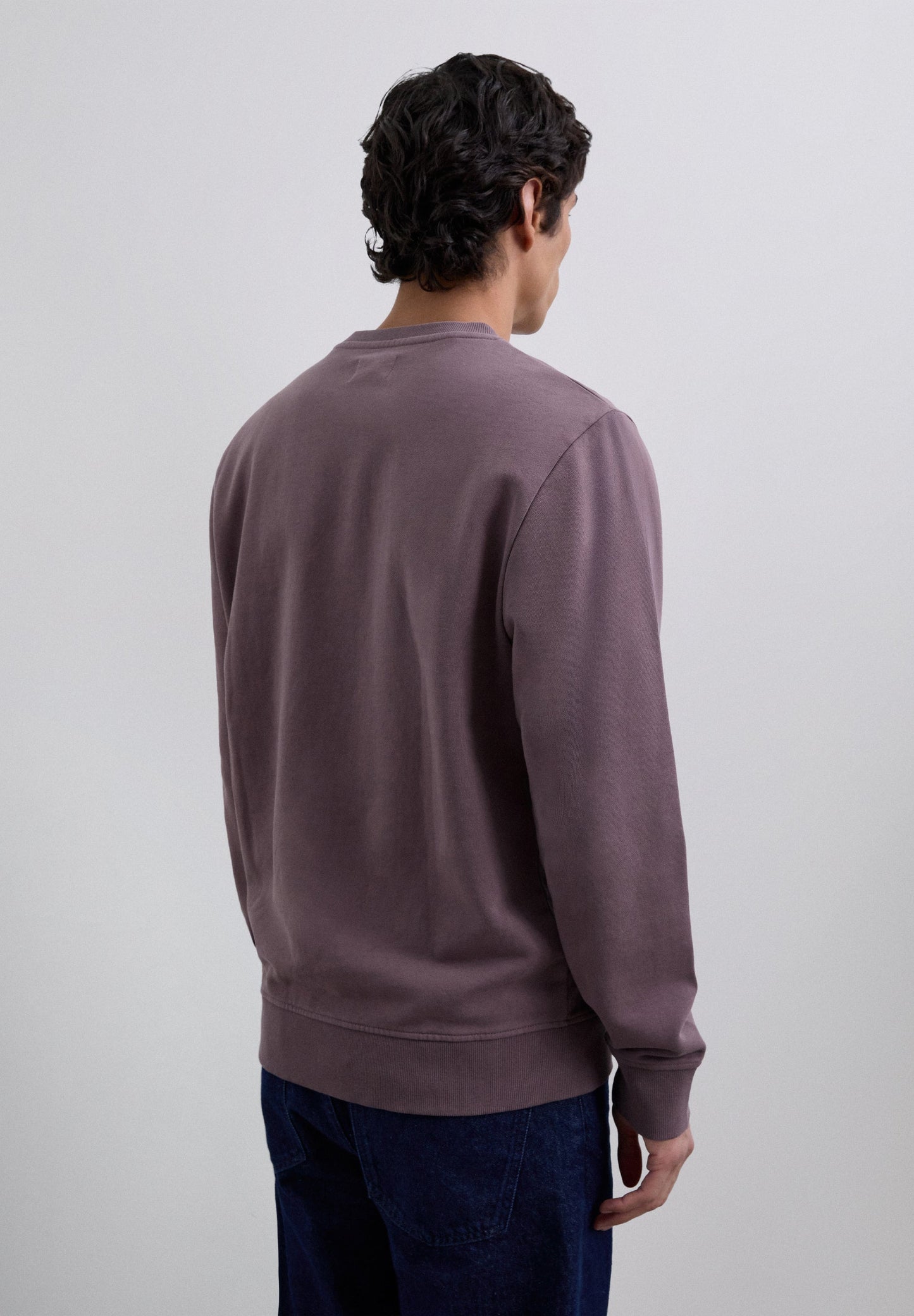 SWEATSHIRT COM LOGÓTIPO EM RELEVO