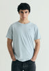 T-SHIRT BORDADA COM EFEITO LAVADO