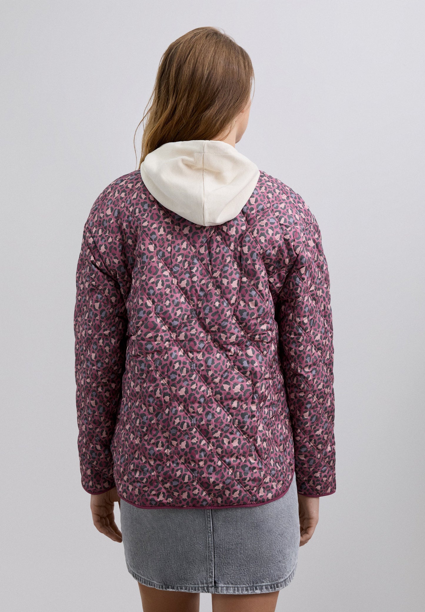 CARDIGAN ACOLCHOADO COM ESTAMPADO ANIMAL