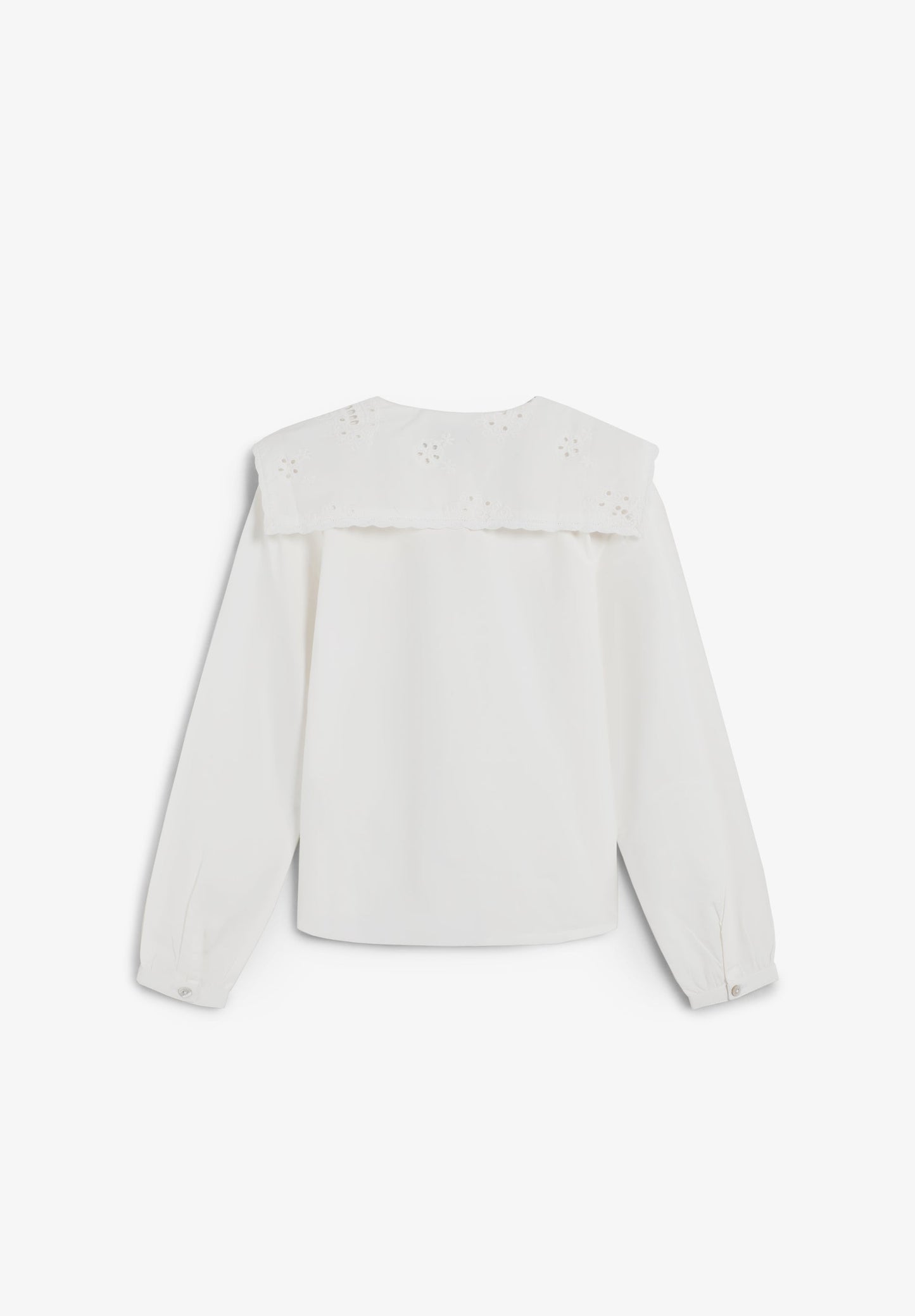 CAMISA COM GOLA BORDADA