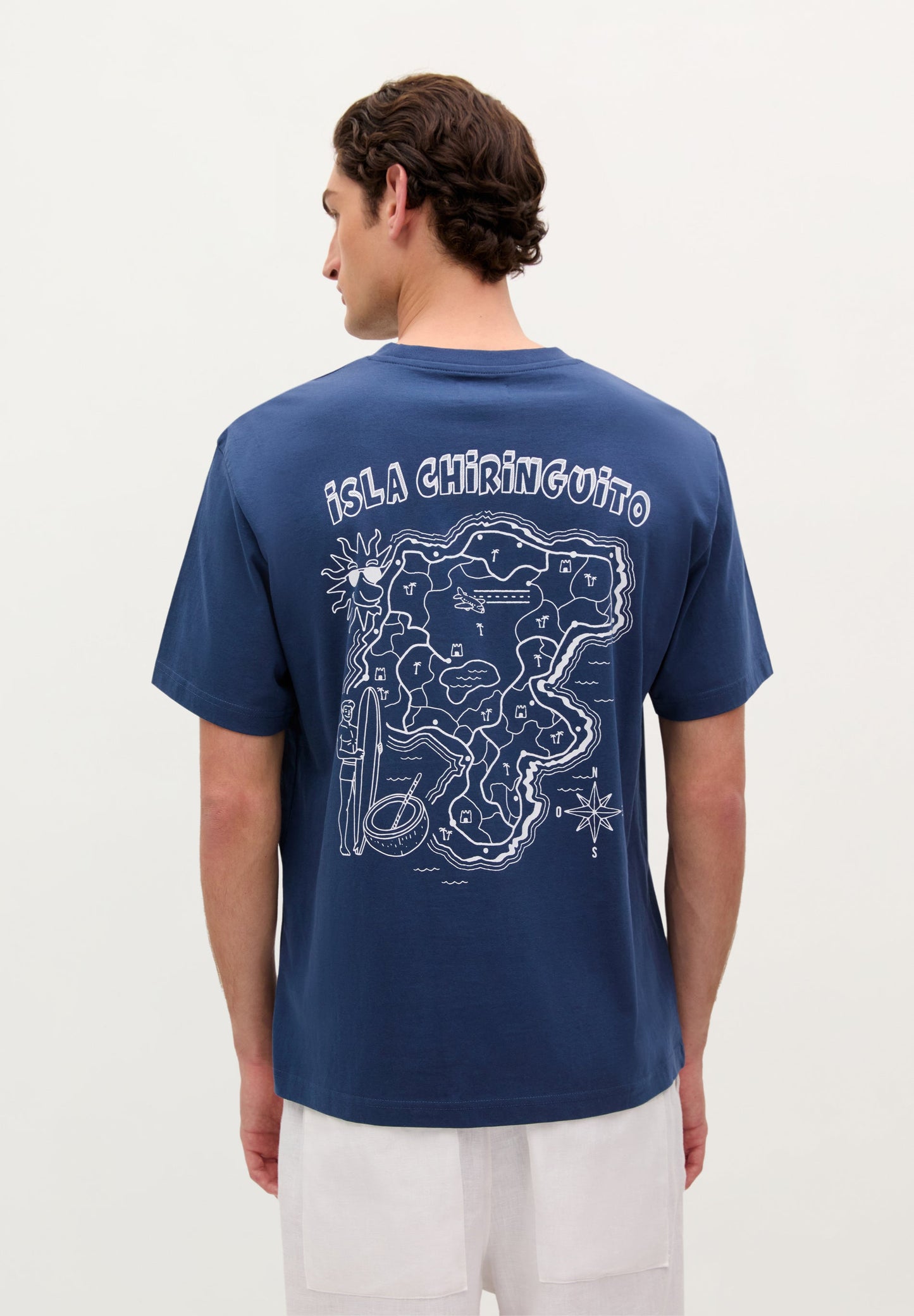 T-SHIRT COM PADRÃO ATRÁS | LE CHIRINGUITO