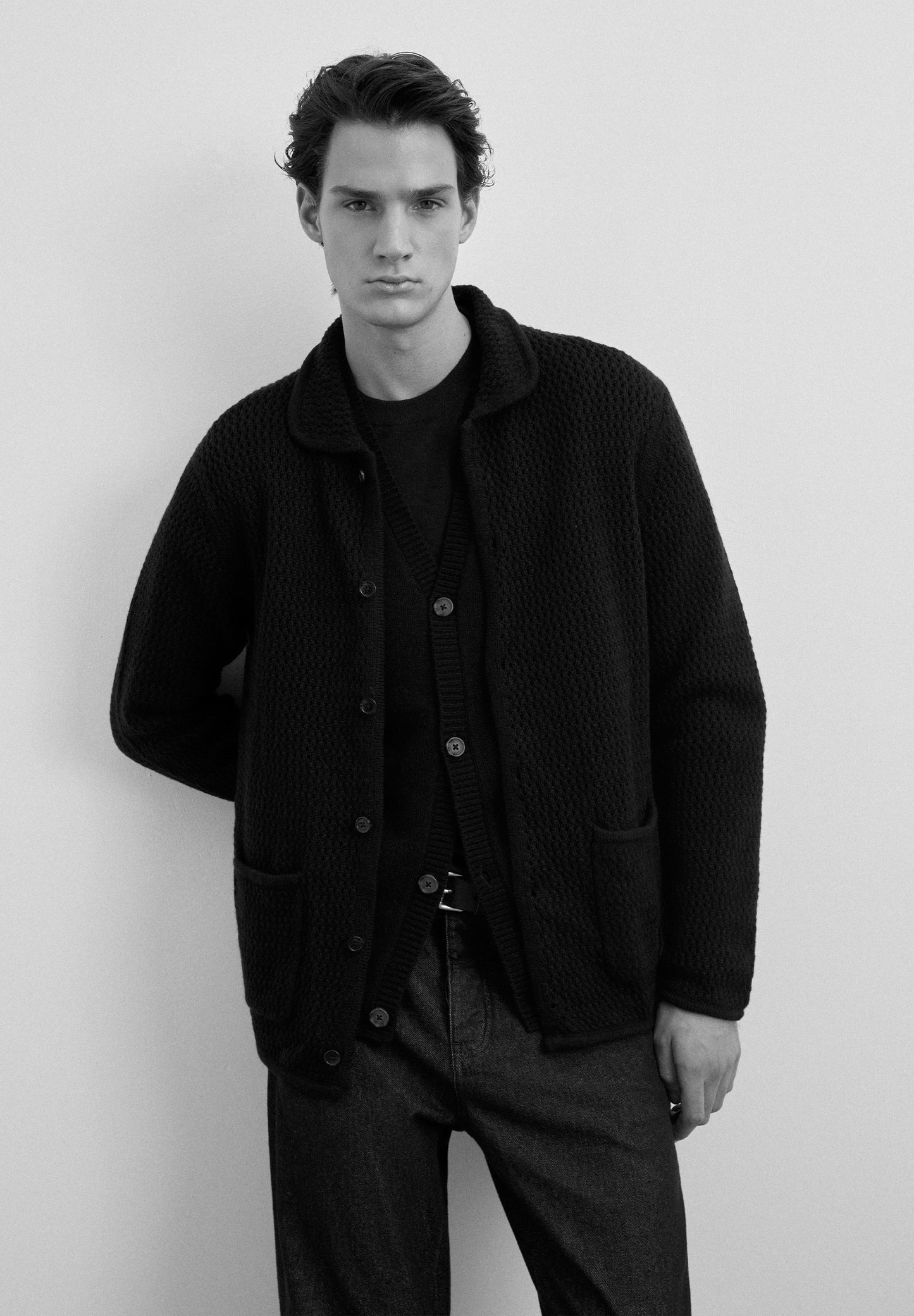 CARDIGAN DE LÃ COM GOLA DE CAMISEIRO