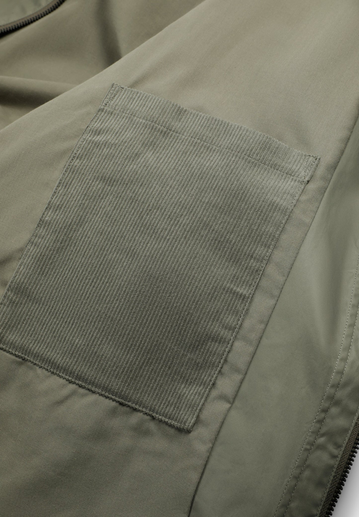 CARDIGAN ENCERADO COM BOTÕES DE PRESSÃO