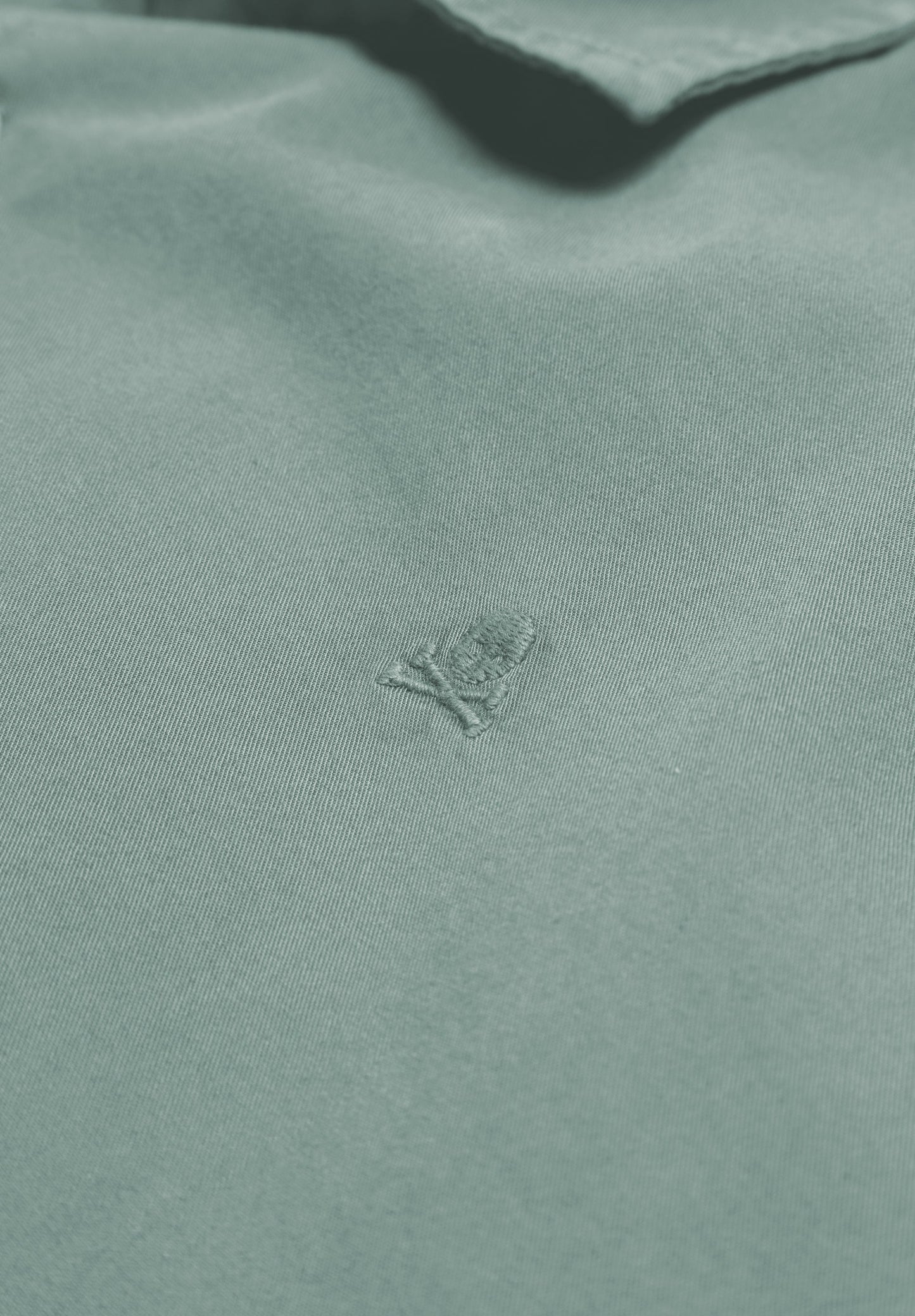 CAMISA REGULAR FIT BORDADA