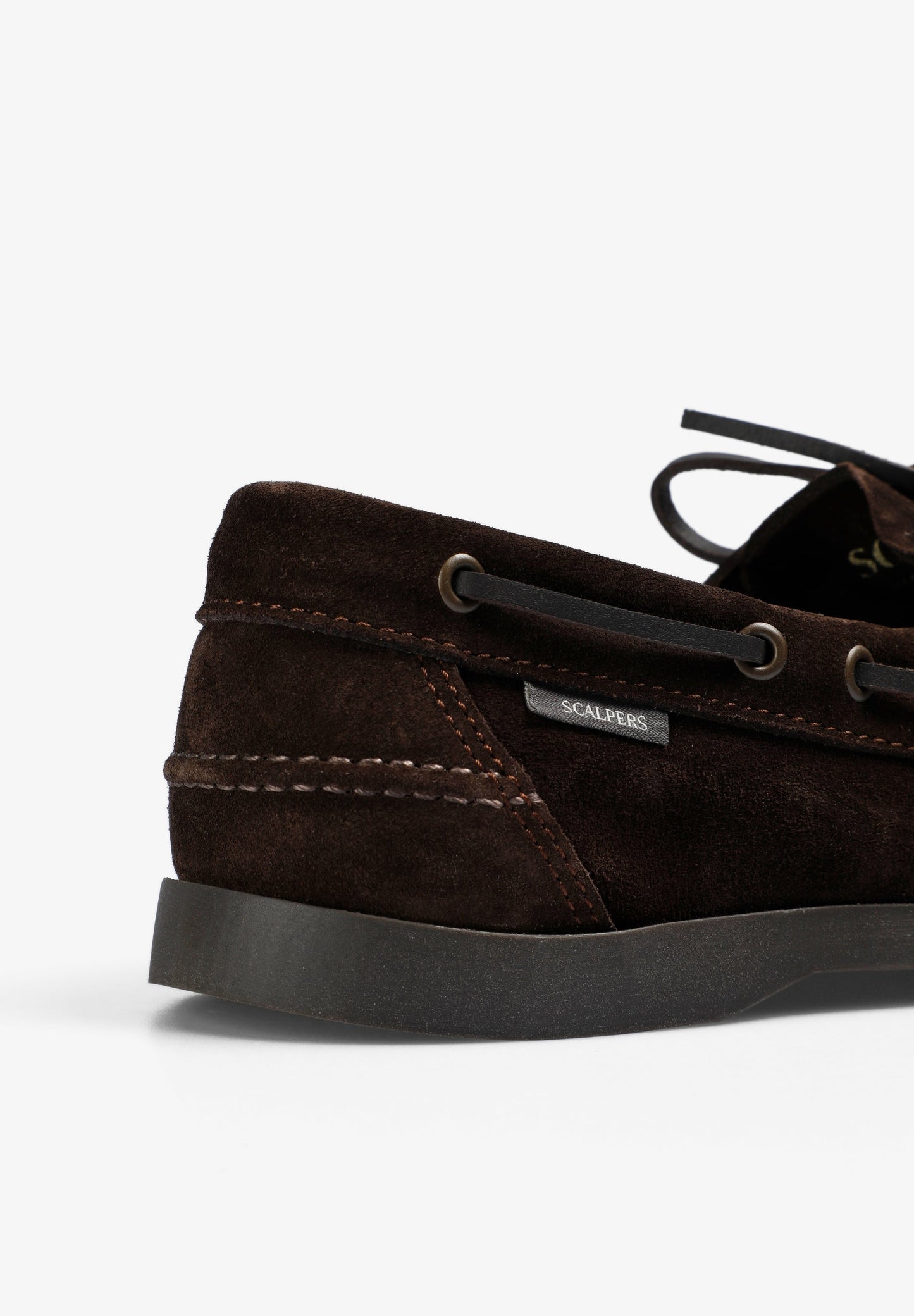 SAPATOS DE VELA EM PELE LISOS