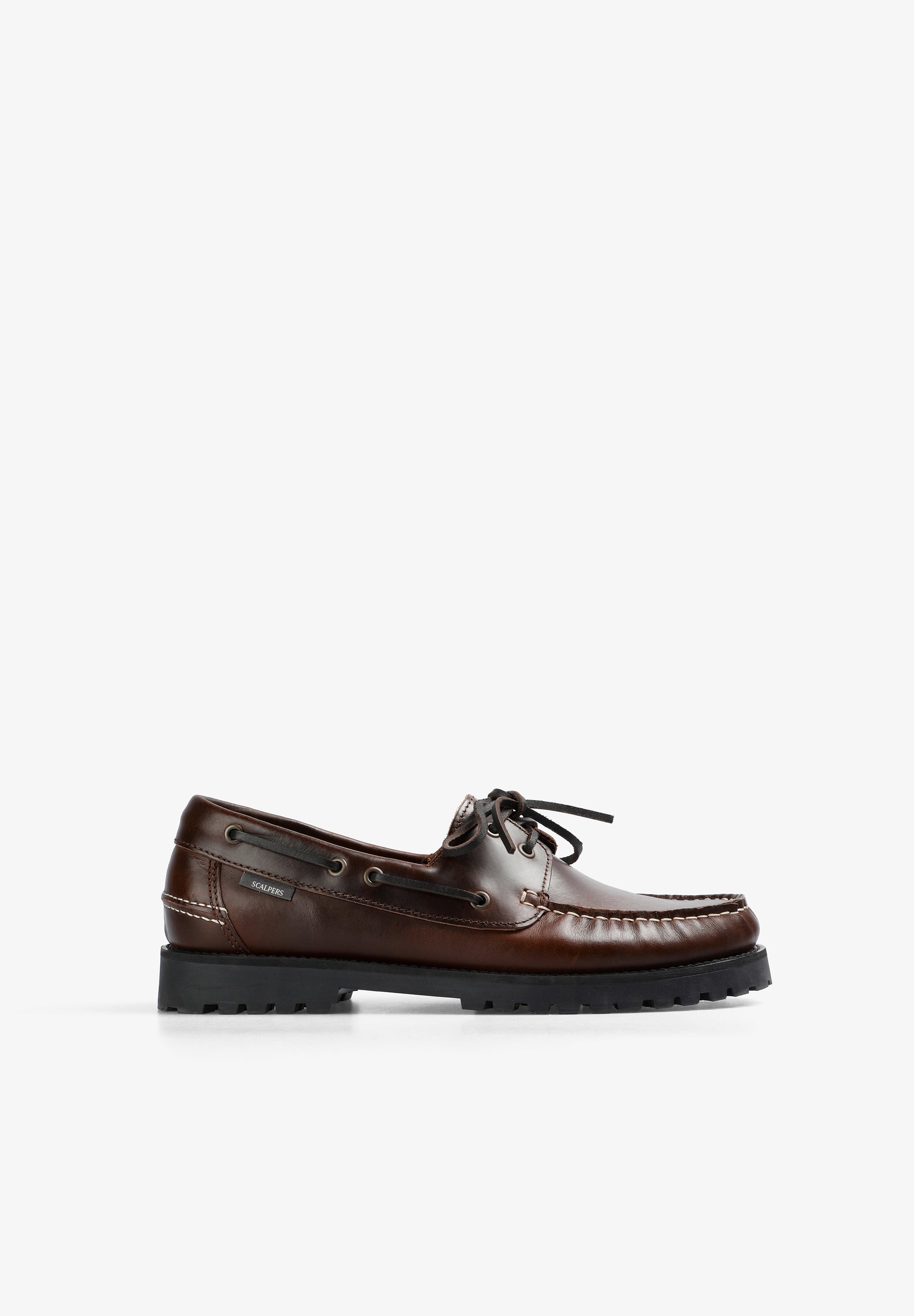 SAPATOS DE VELA COM SOLA DENTADA