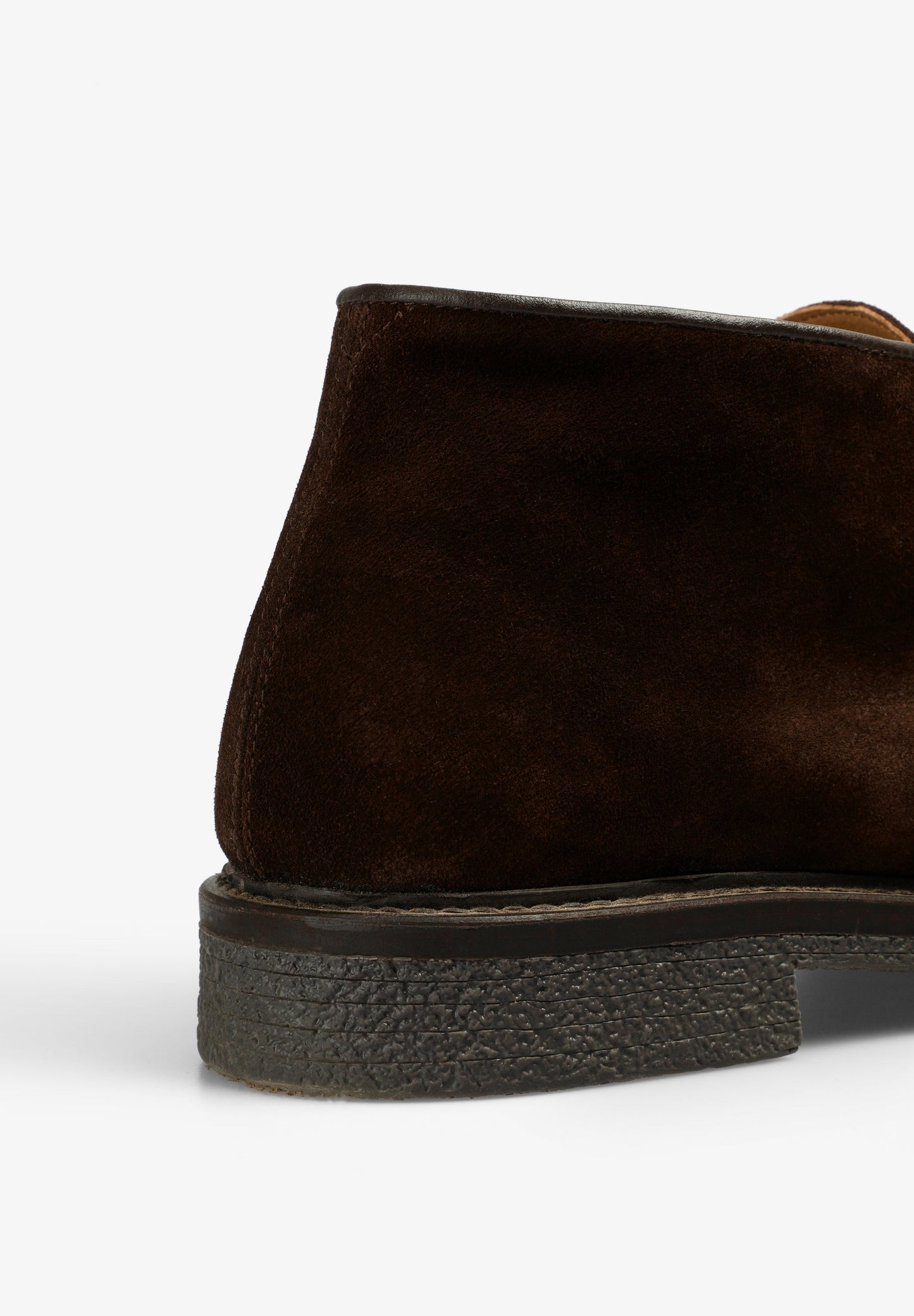 BOTINS EM PELE DE CAMURÇA