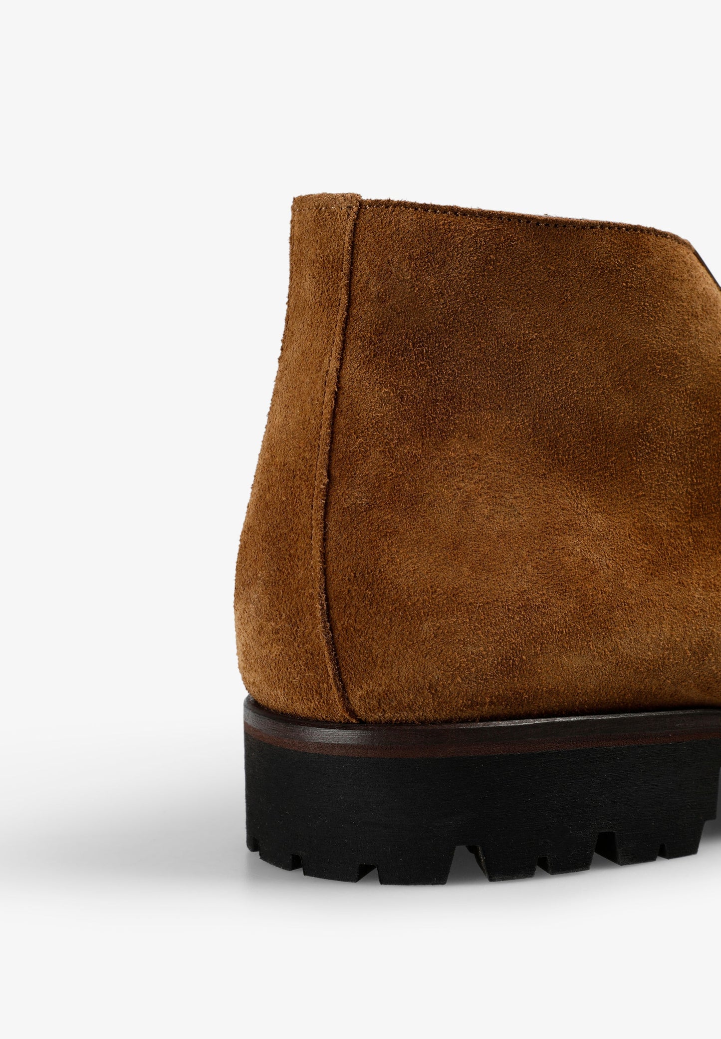 BOTIM DE CAMURÇA SOLA VIBRAM ®