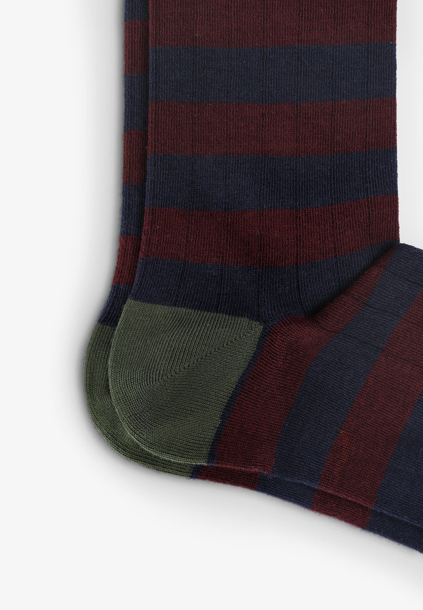 MEIAS DE RISCAS COM SKULL