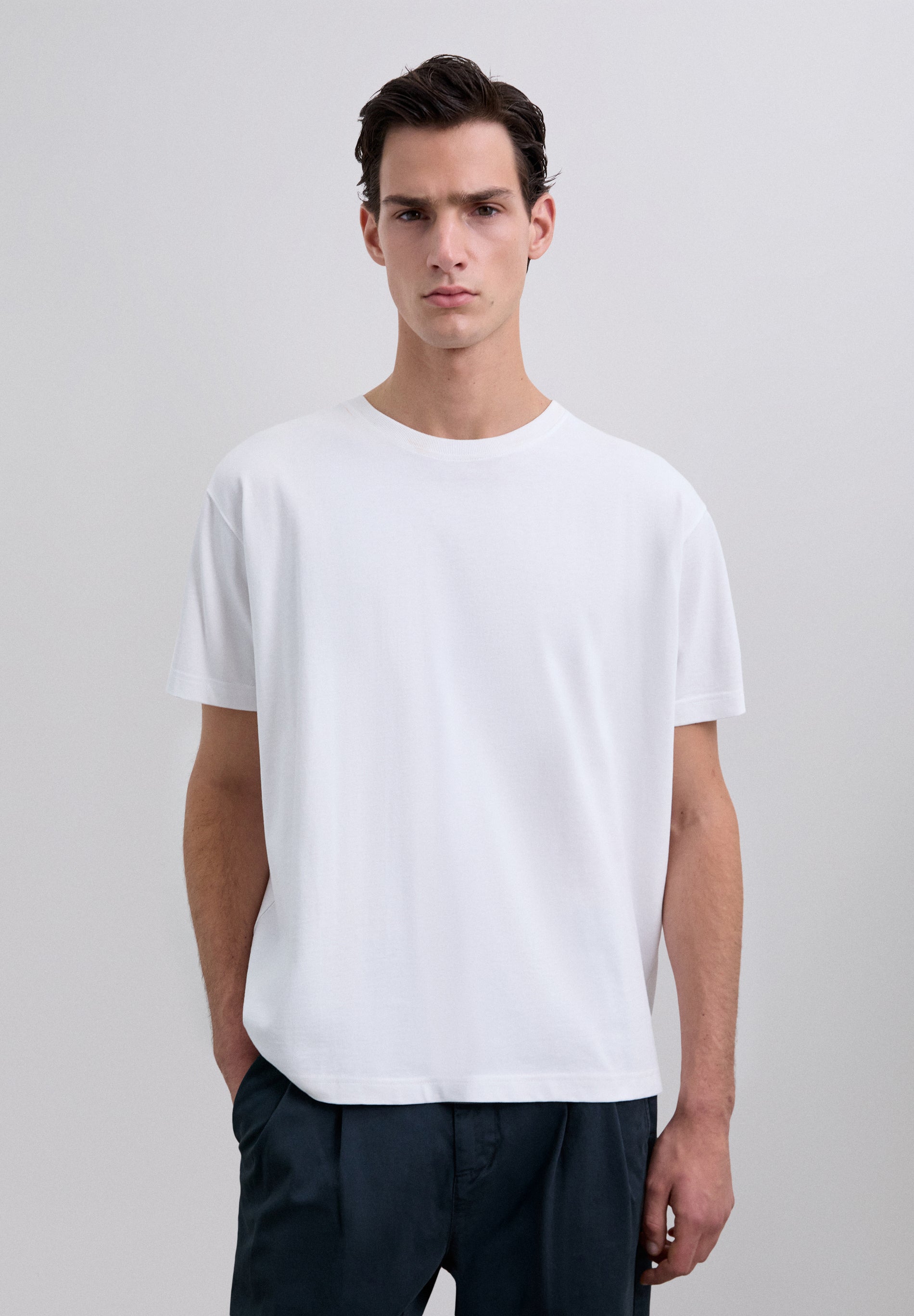 T-SHIRT HEAVY WEIGHT DE ALGODÃO